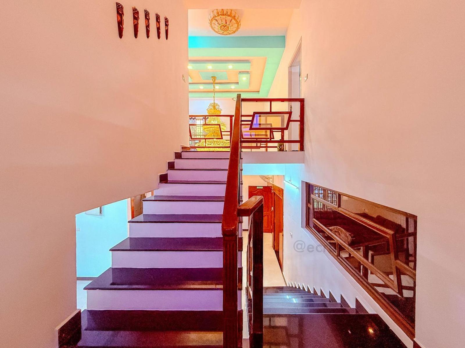 Akkarai Luxury
