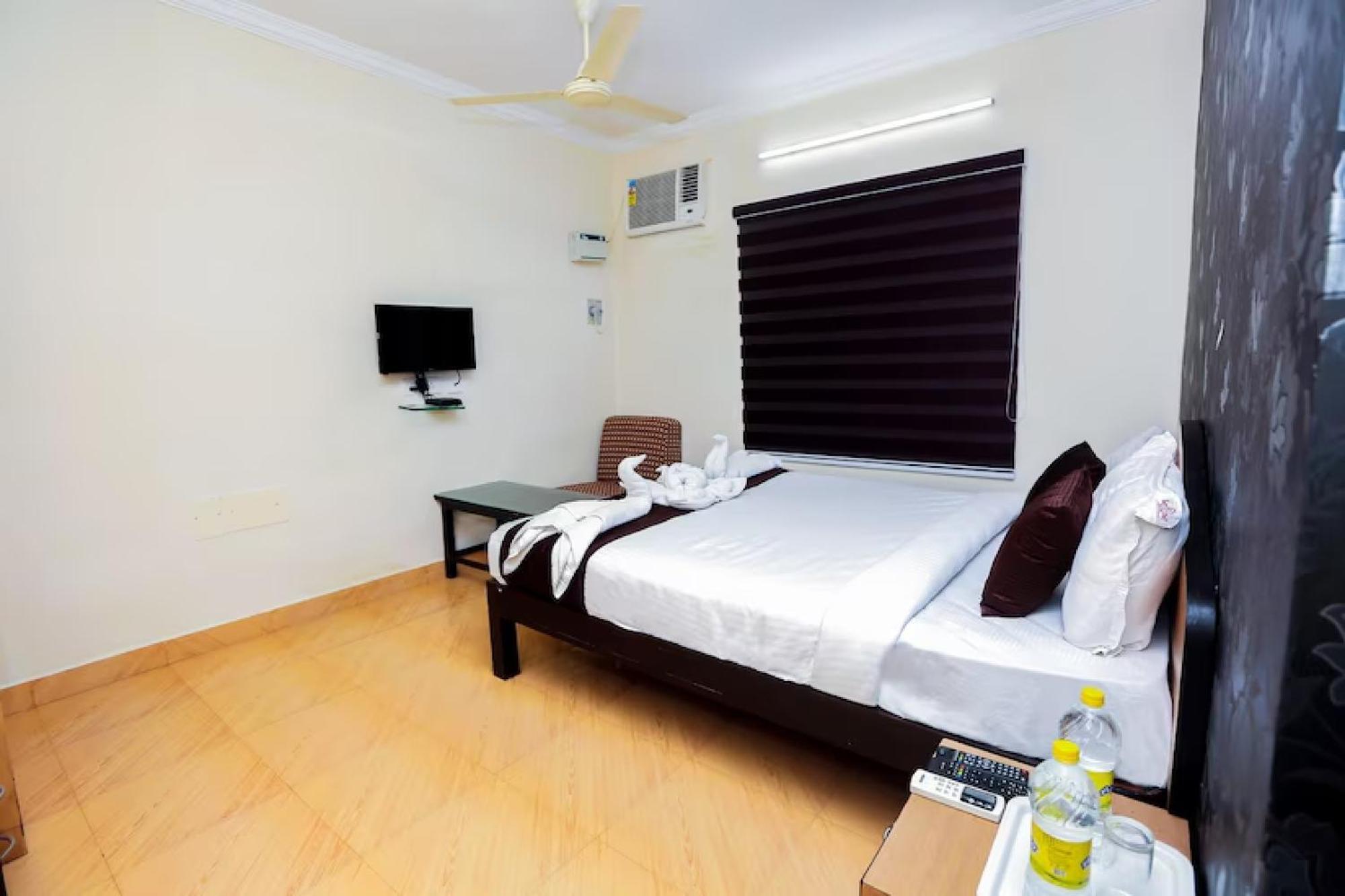 Empire Hotel