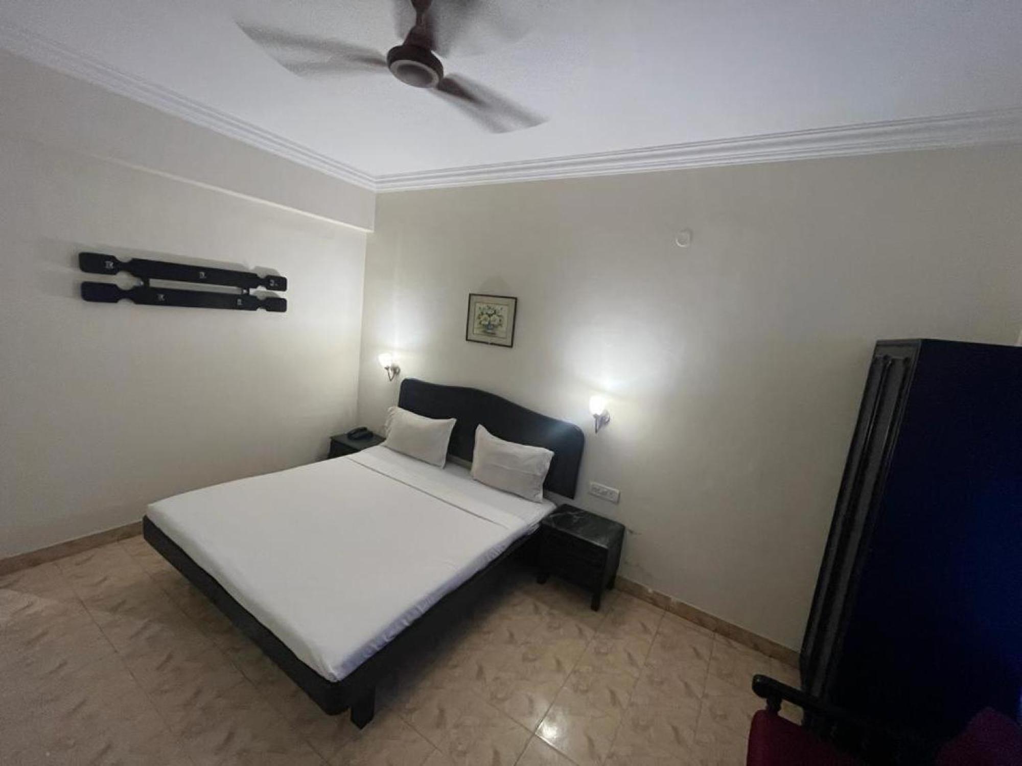 Tower, Hotel 3*