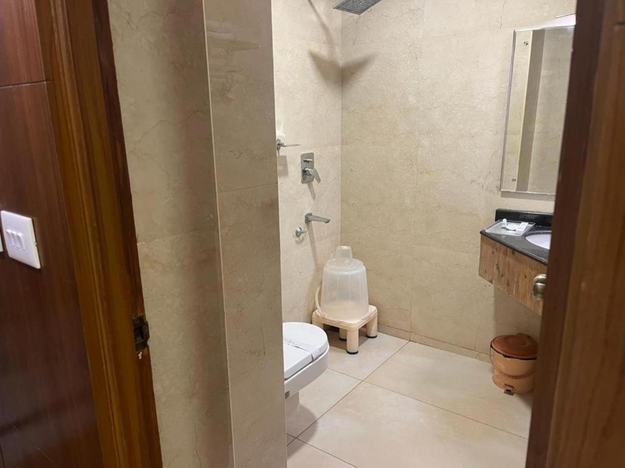 Hotel Tower, Chennai