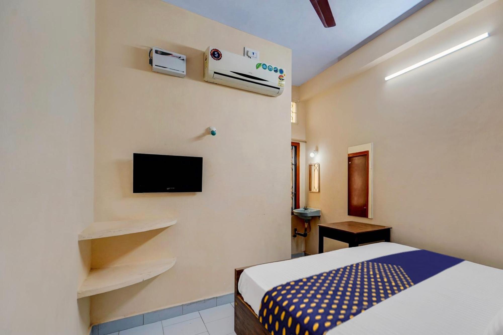 Hotel Spot On Rkh