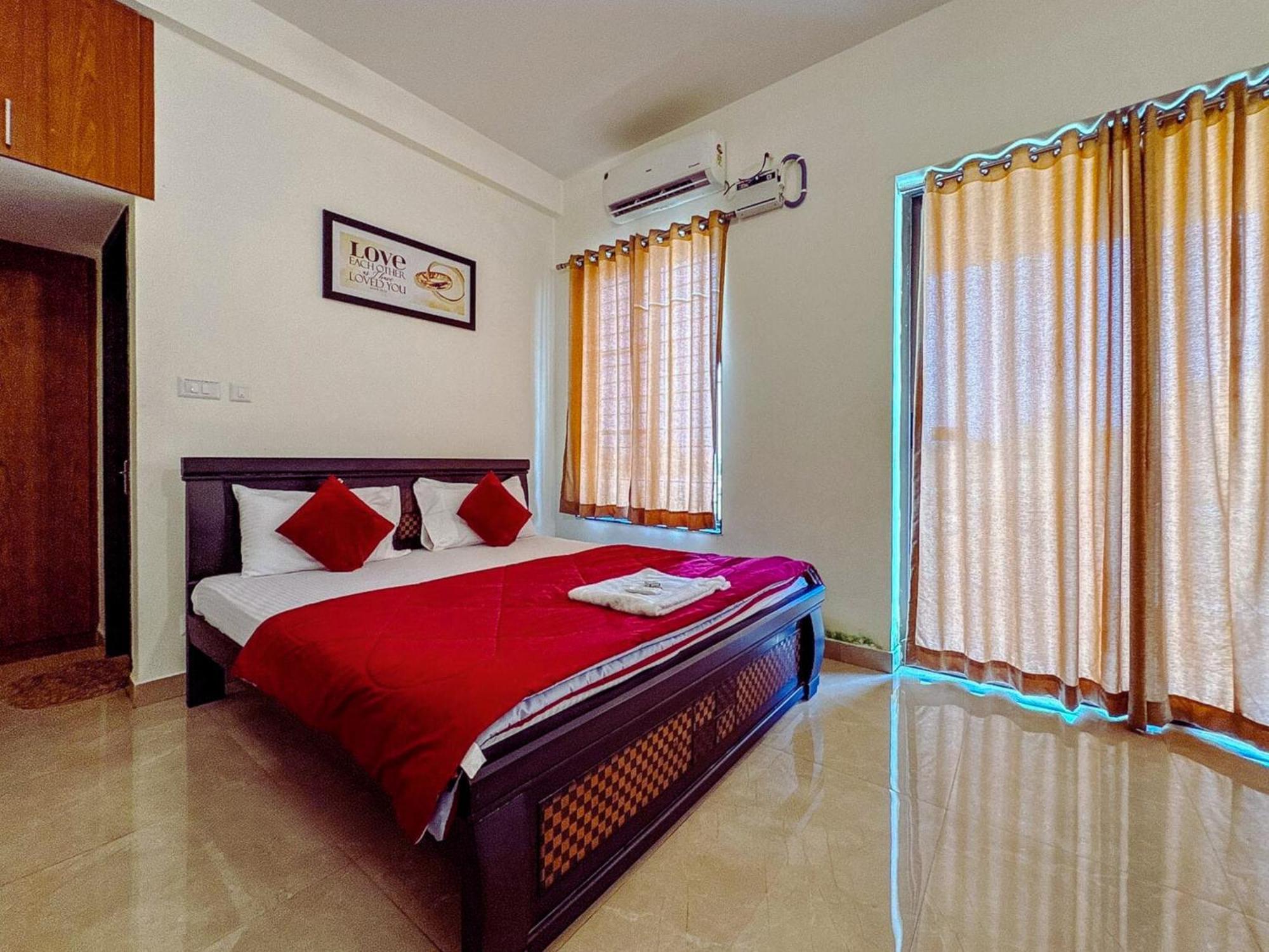 Private With Swimming Pool Villa Chennai