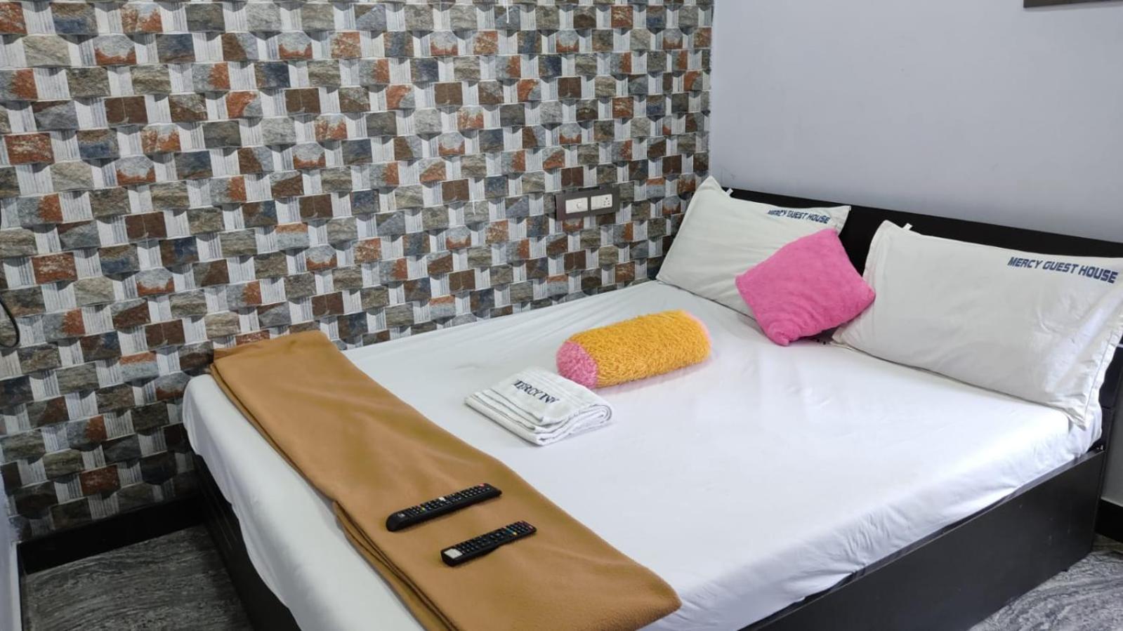 Mercy Guest house *