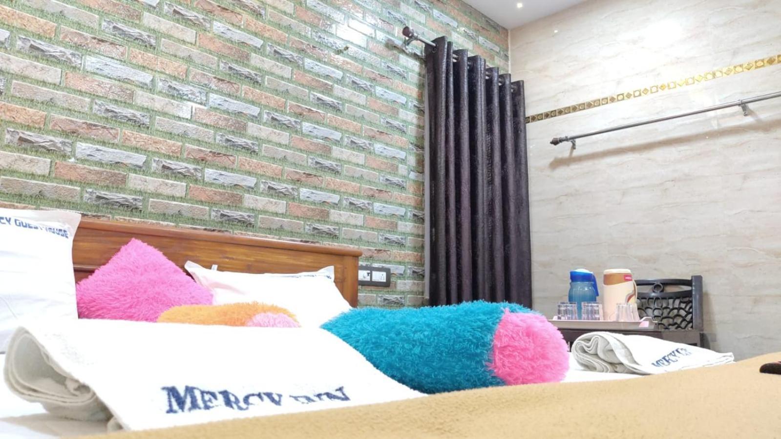 Guest house Mercy