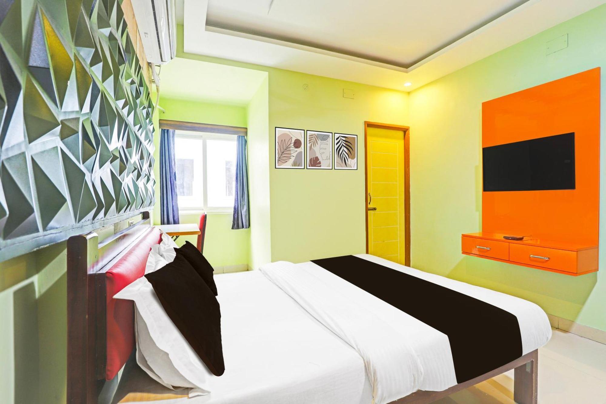 Collection O Ramapuram Hotel