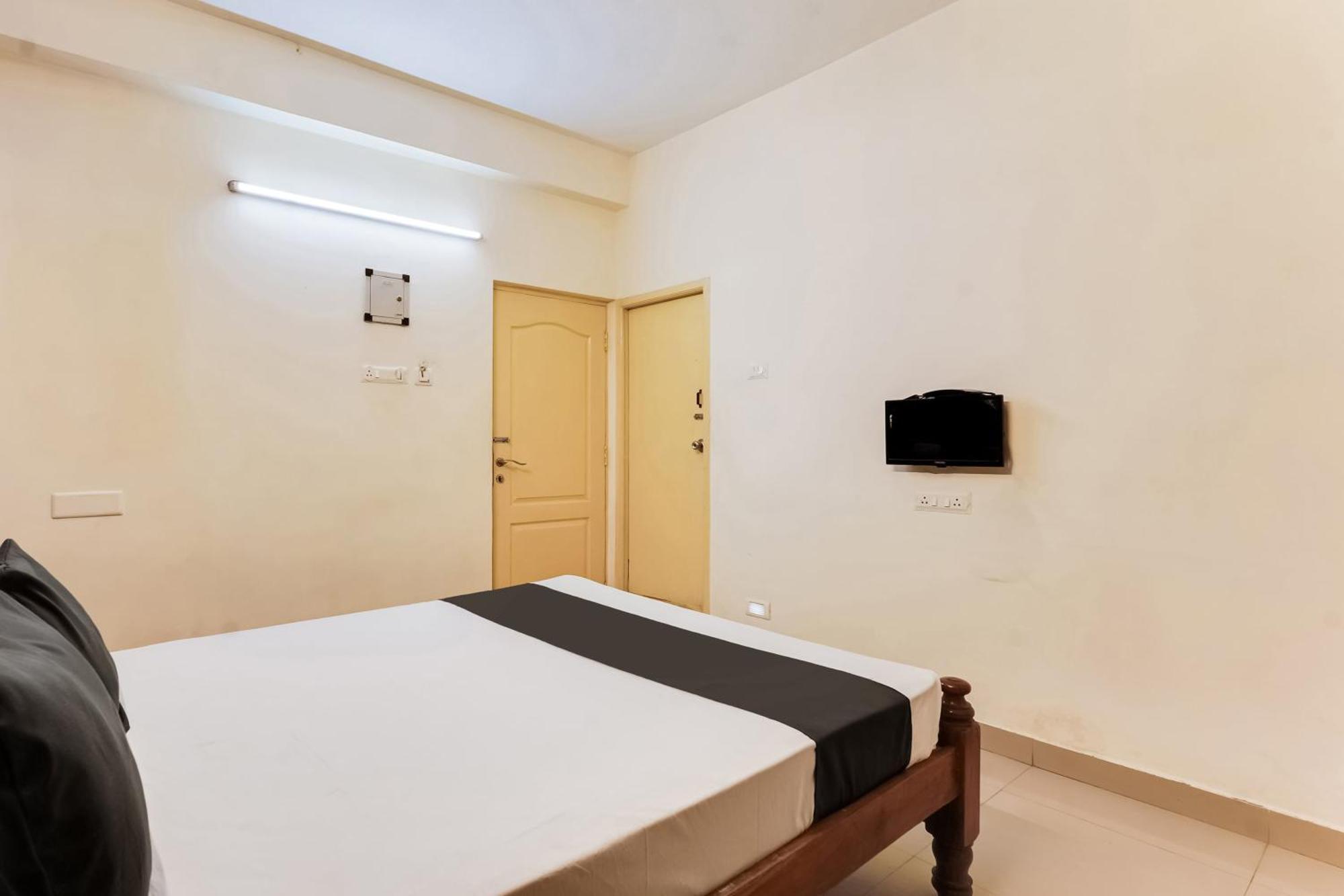O Nr Galaxy Residency Hotel Chennai