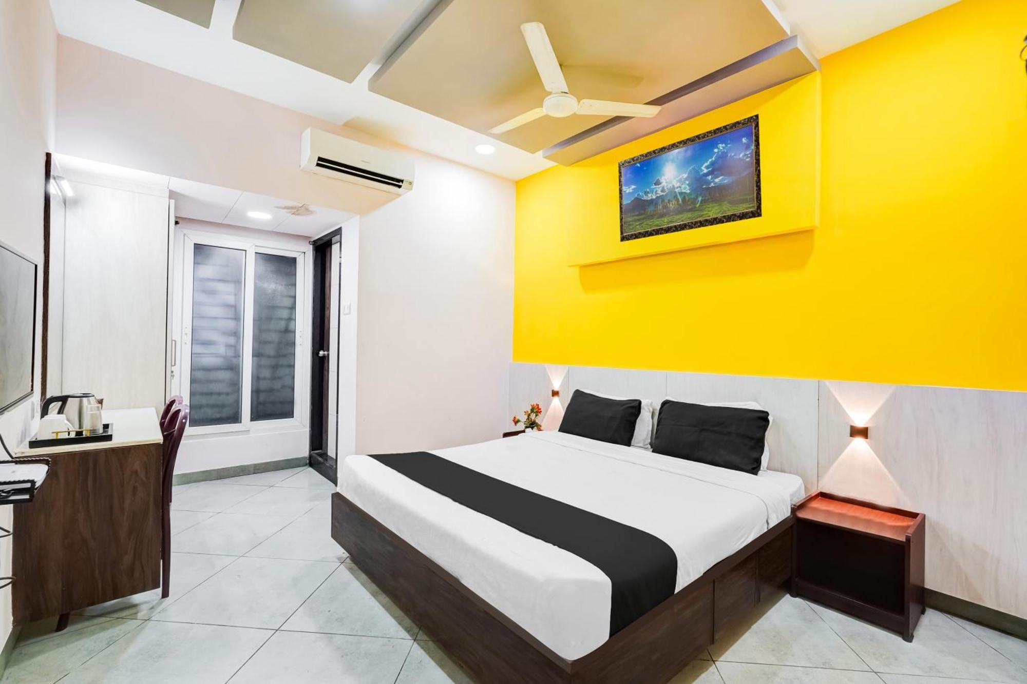 Super Townhouse Purushawalakm Chennai