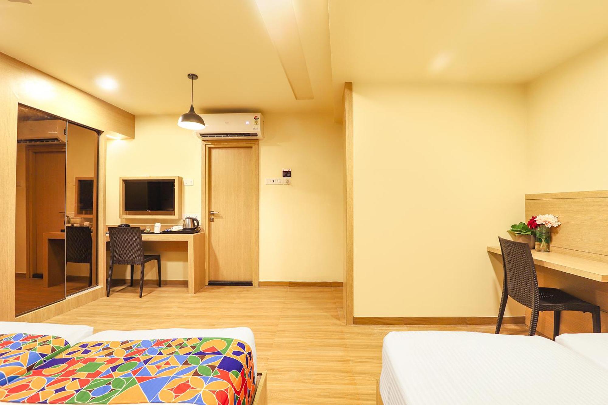Fabhotel Nestlay High Court - Nr High Court Chennai