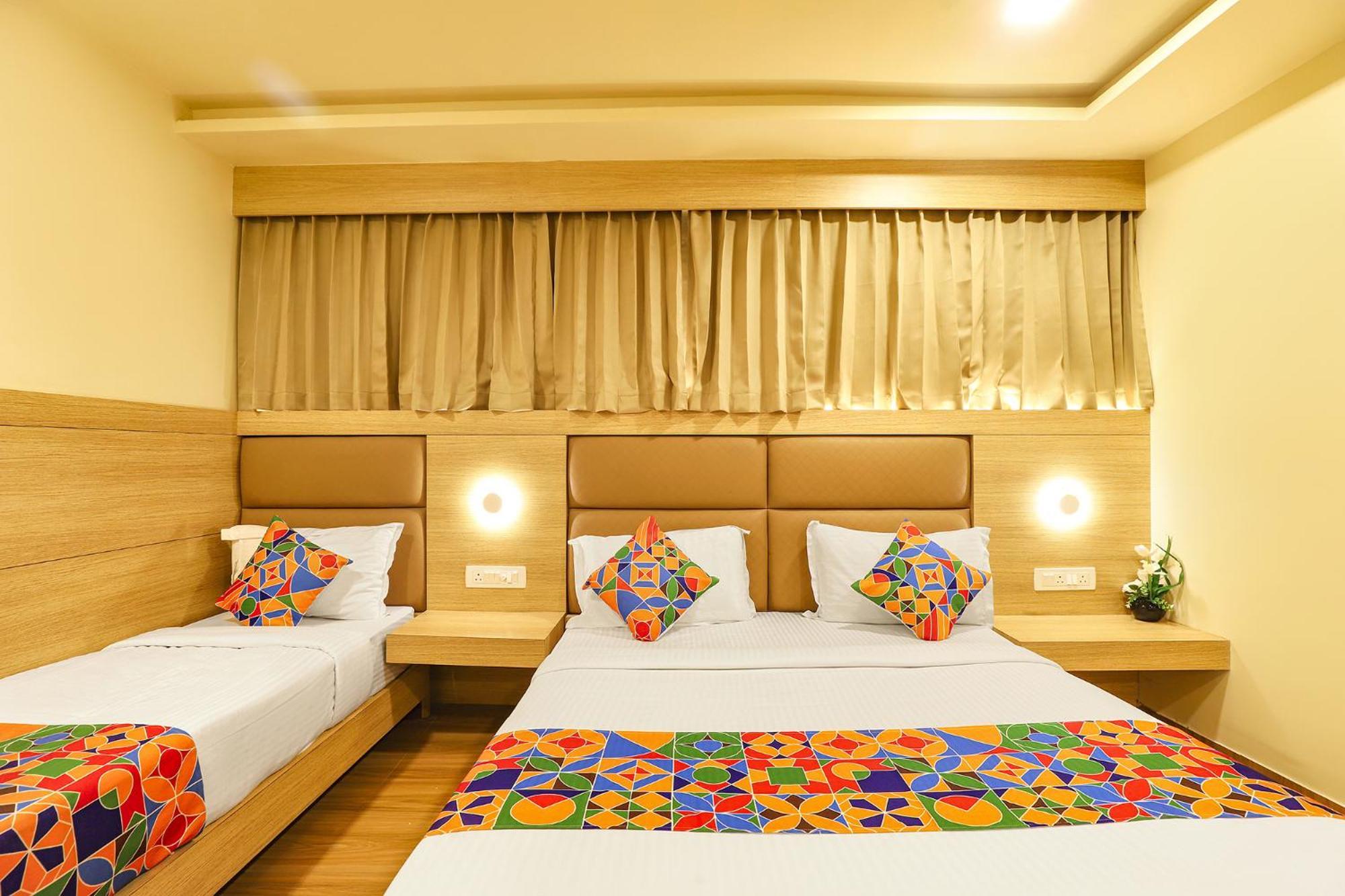 Fabhotel Nestlay High Court - Nr High Court Hotel