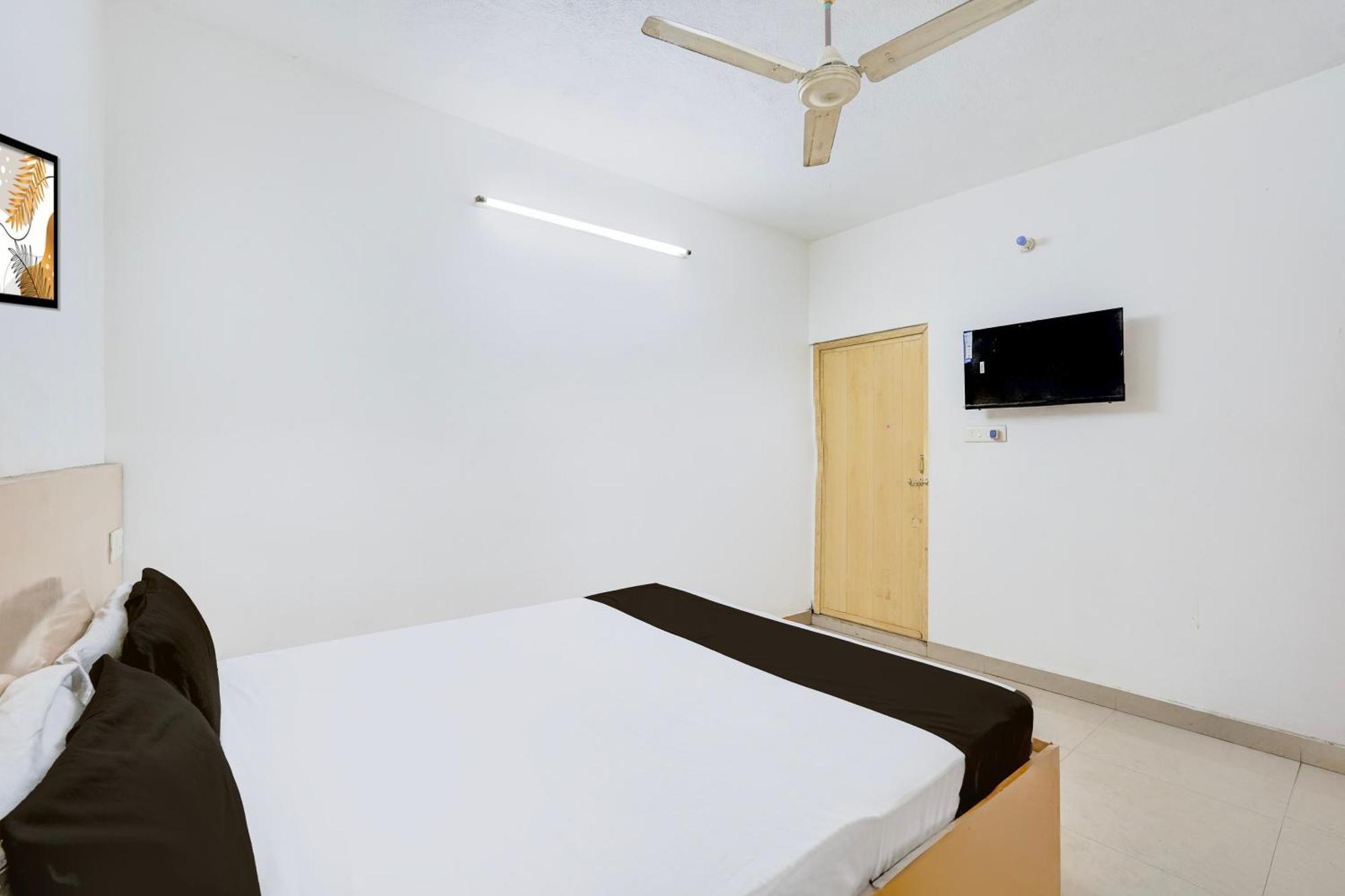 Hotel Super O Madipakkam Near Airport 4*