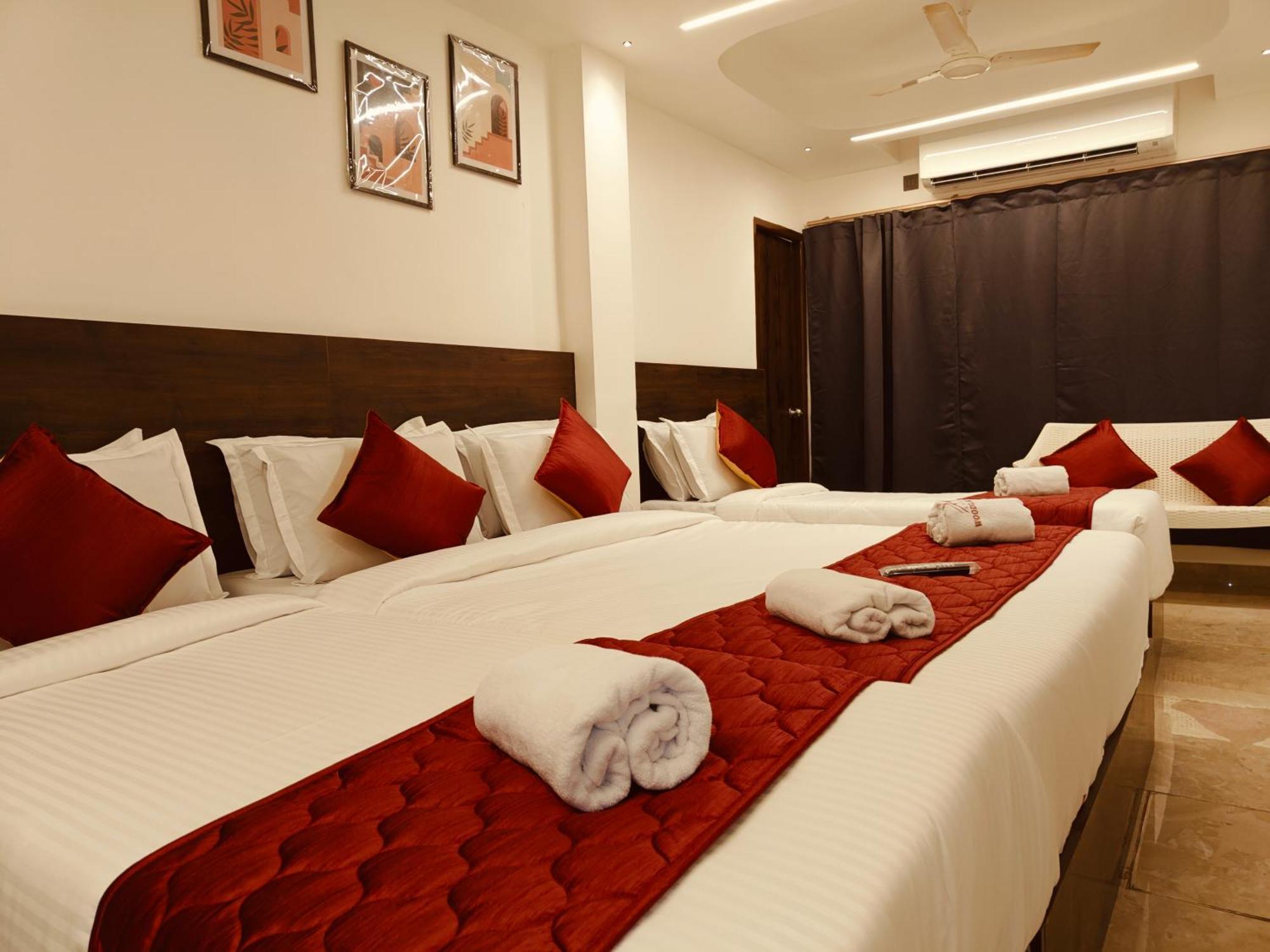 Woodlands Hotel
