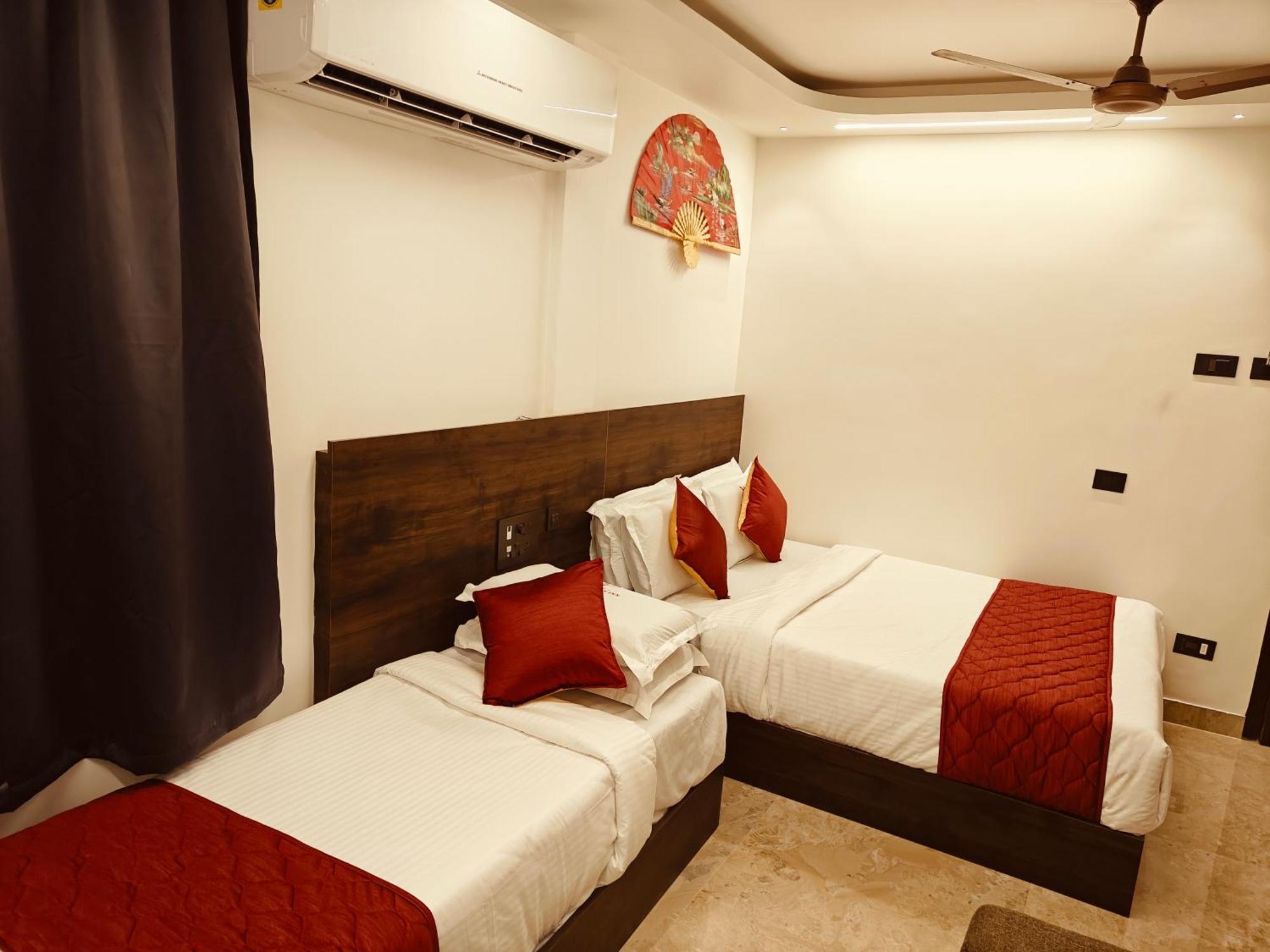Hotel Woodlands