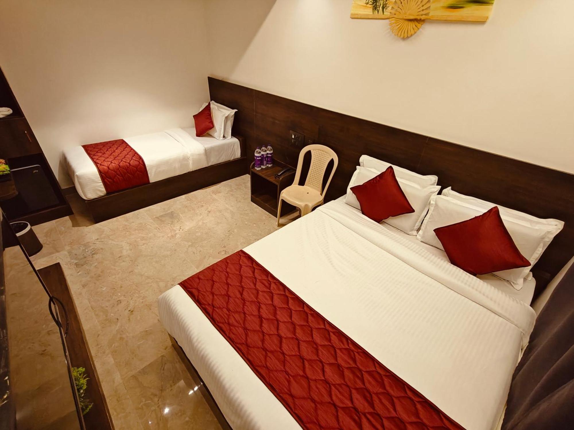 Hotel Woodlands 2*