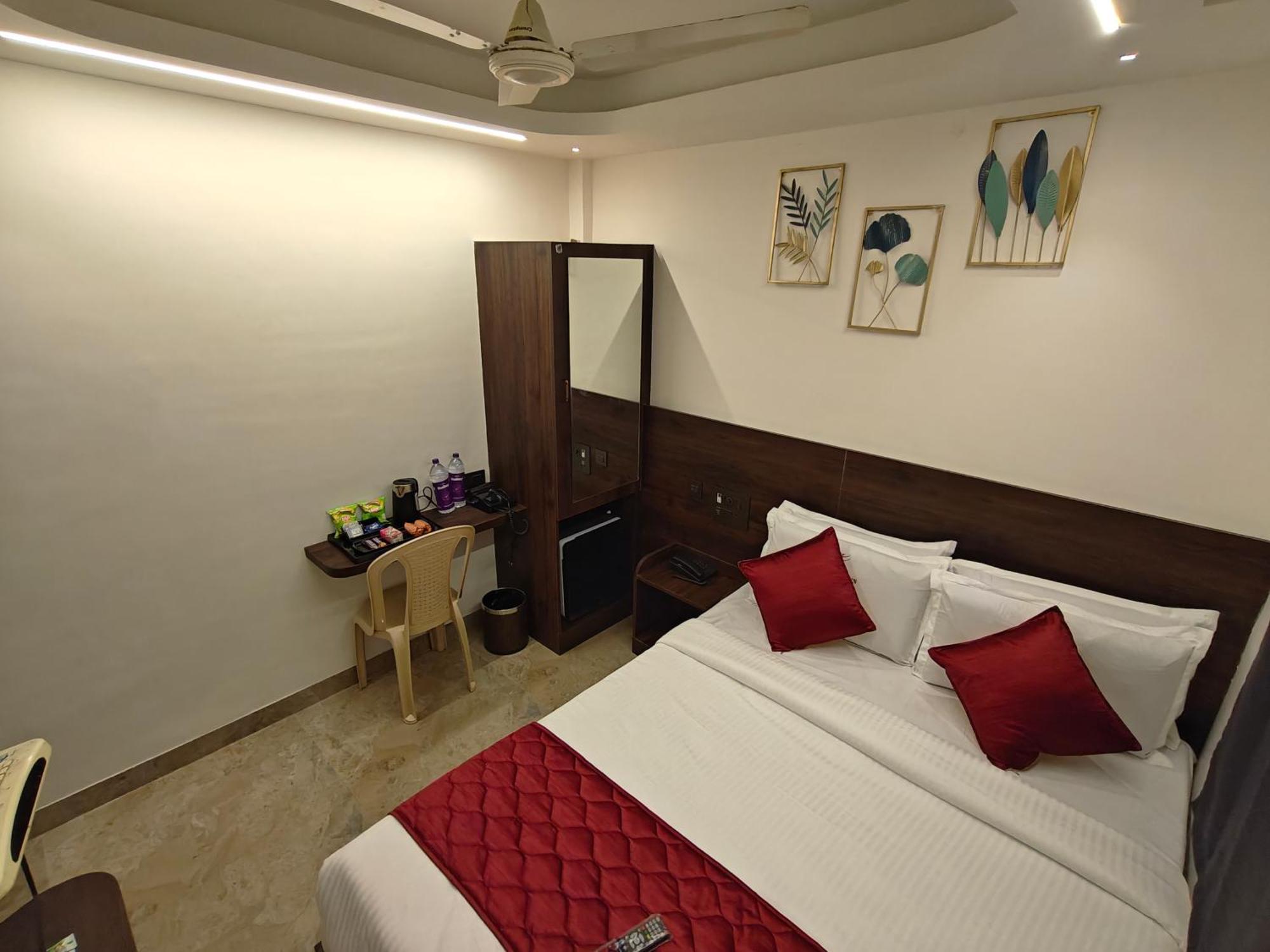 Hotel Woodlands