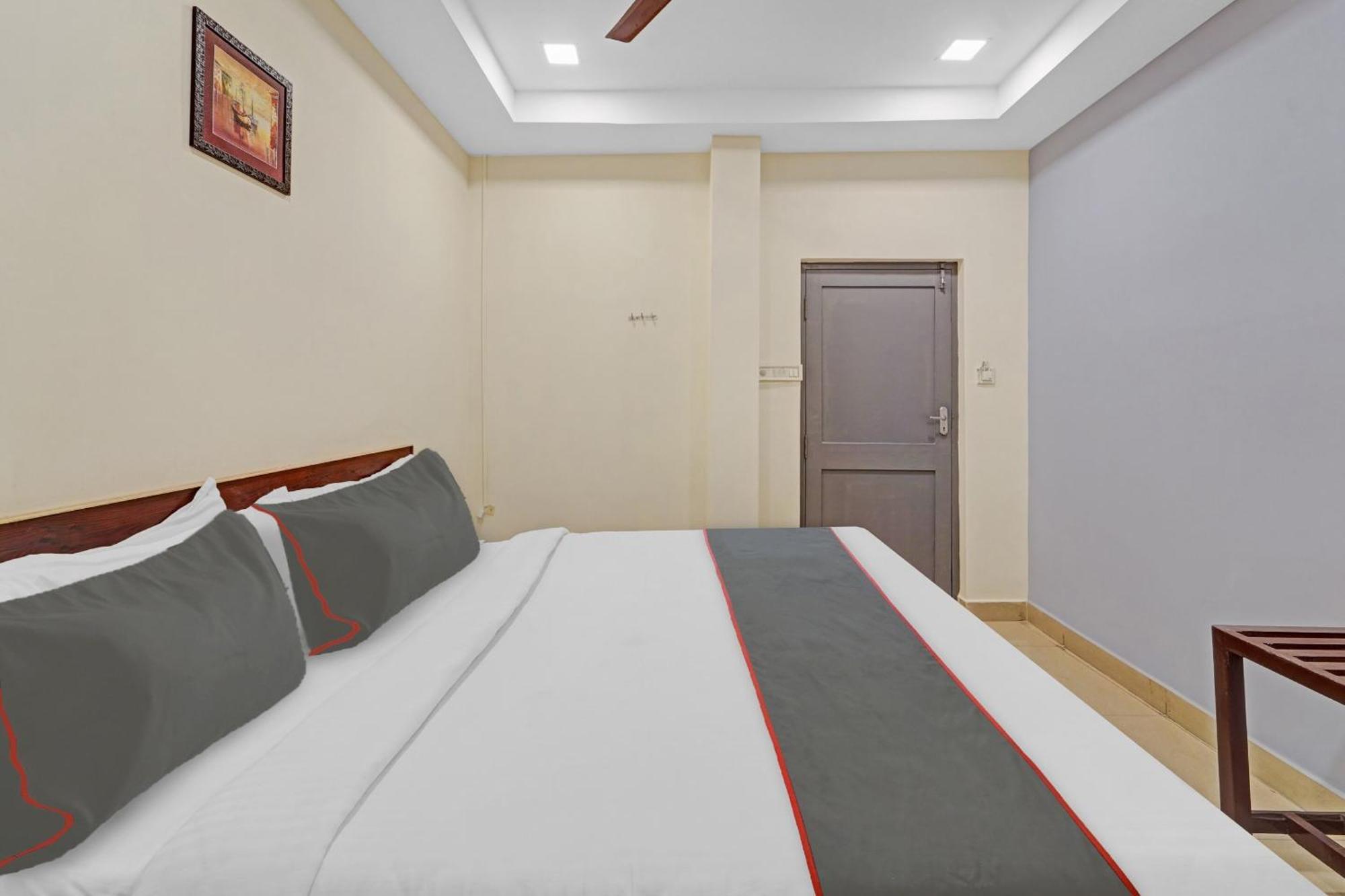 Hotel Super Townhouse G Silver Hotels Mount Road Chennai