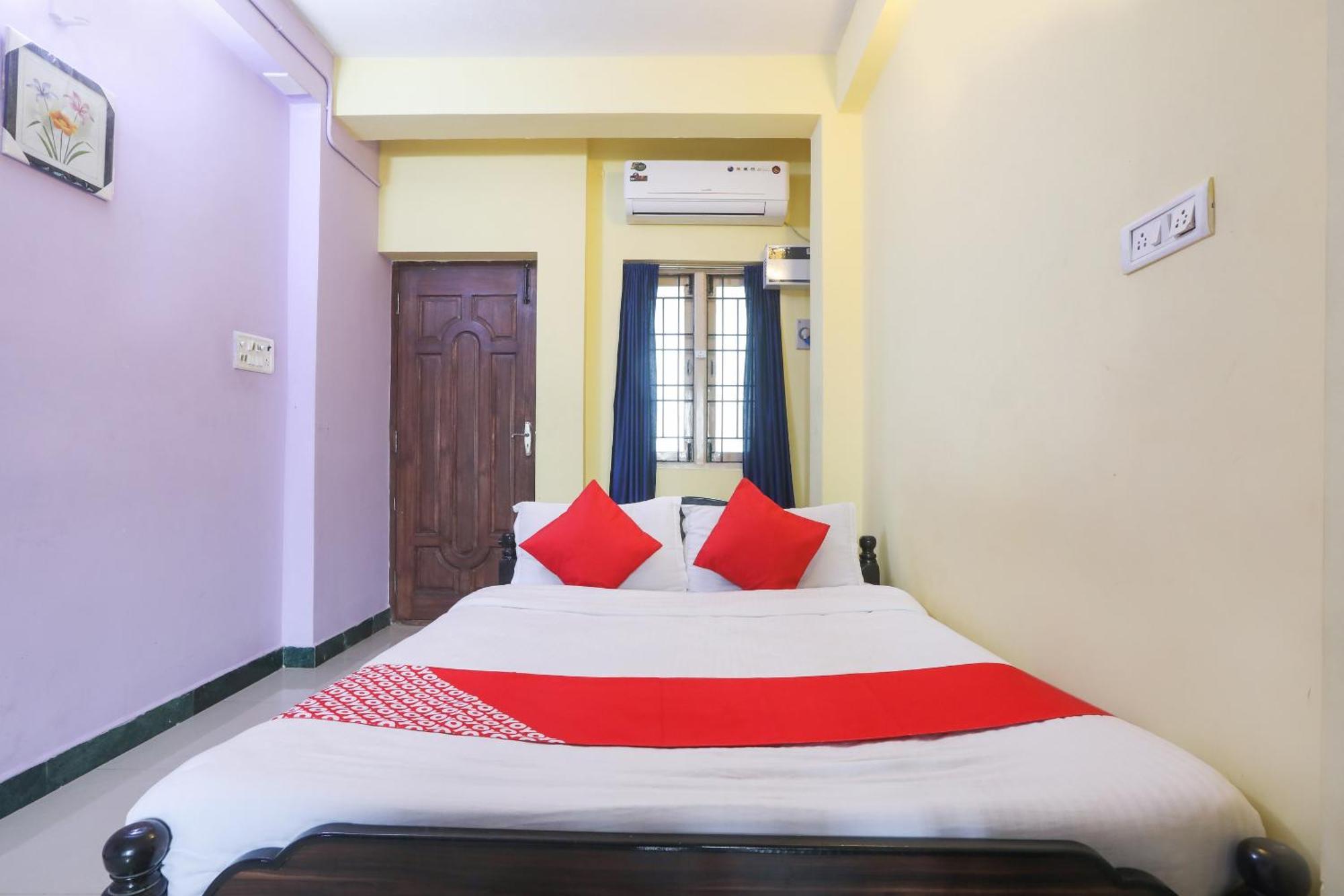 Hotel O D-qube 3*