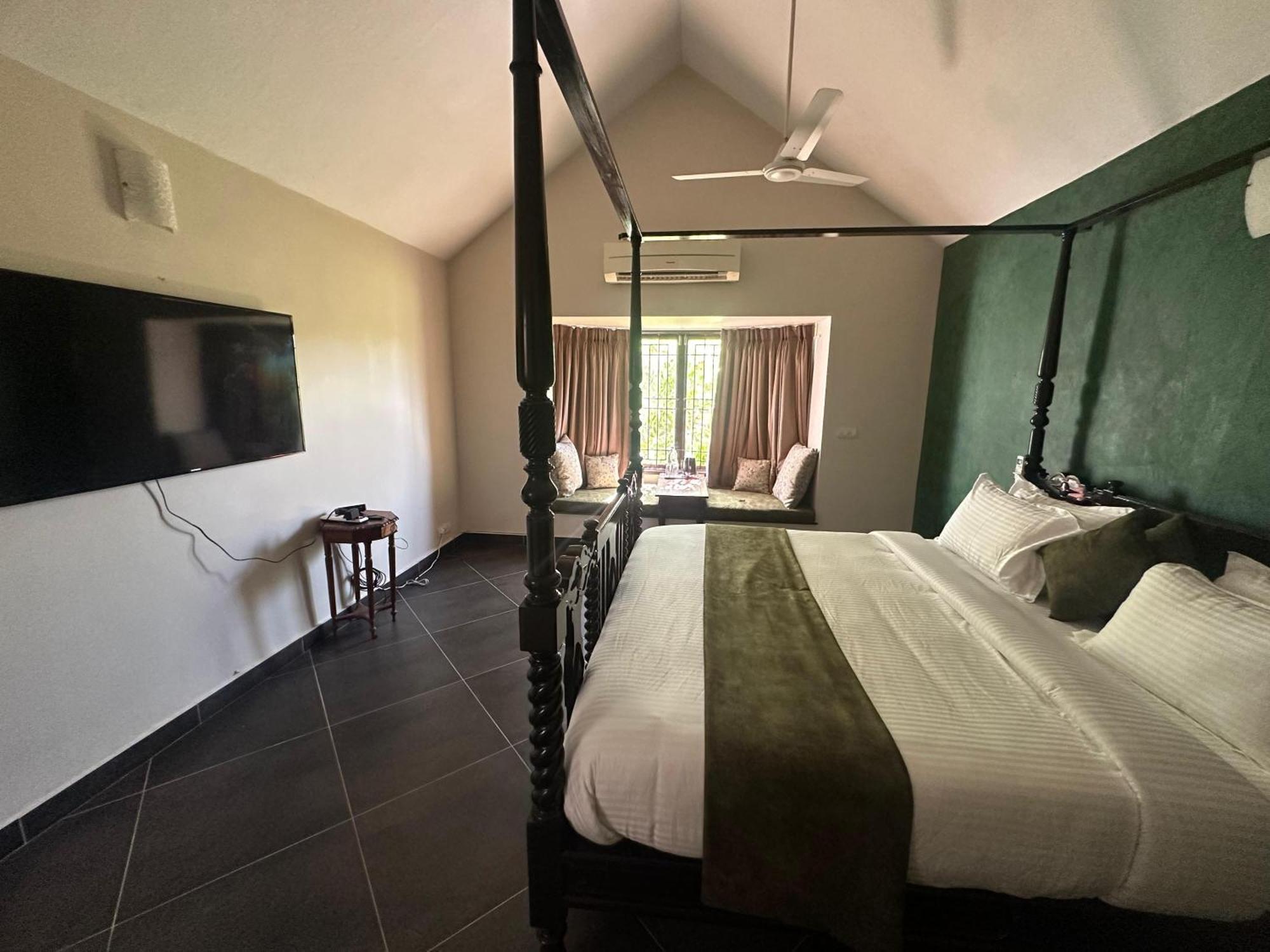 Bay By Youkoso Bed & Breakfast