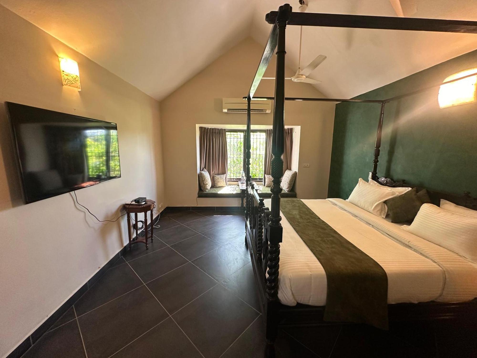 Bay By Youkoso Bed & Breakfast Chennai