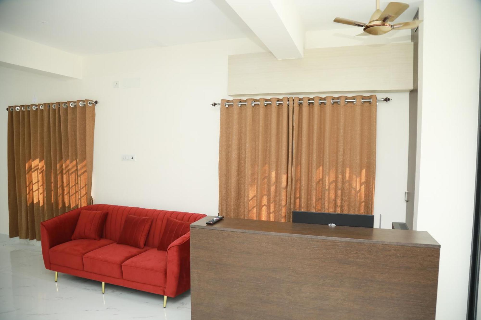 Happy Serviced Apartment