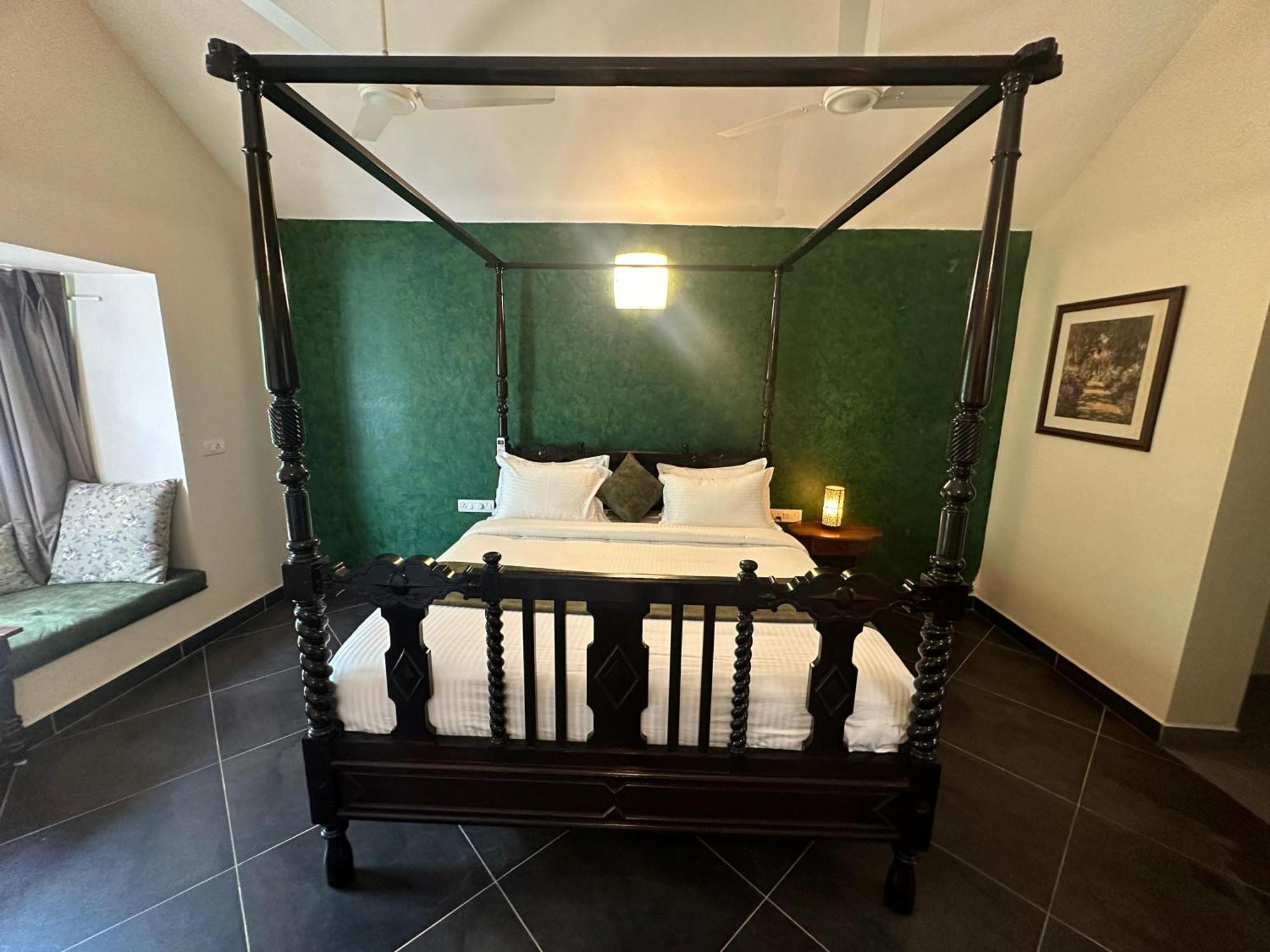 Bay By Youkoso Bed & Breakfast Chennai