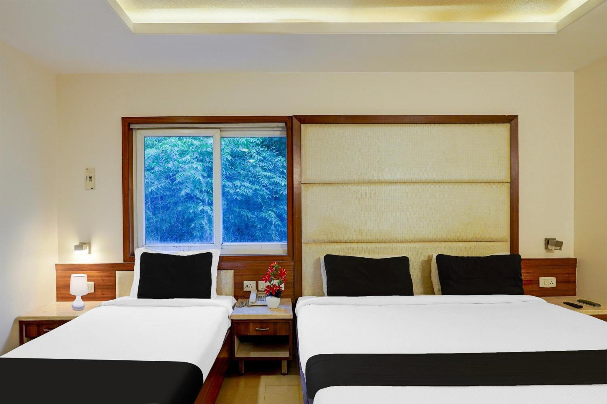 Super Townhouse Arcot Road Near Kauvery Hospital