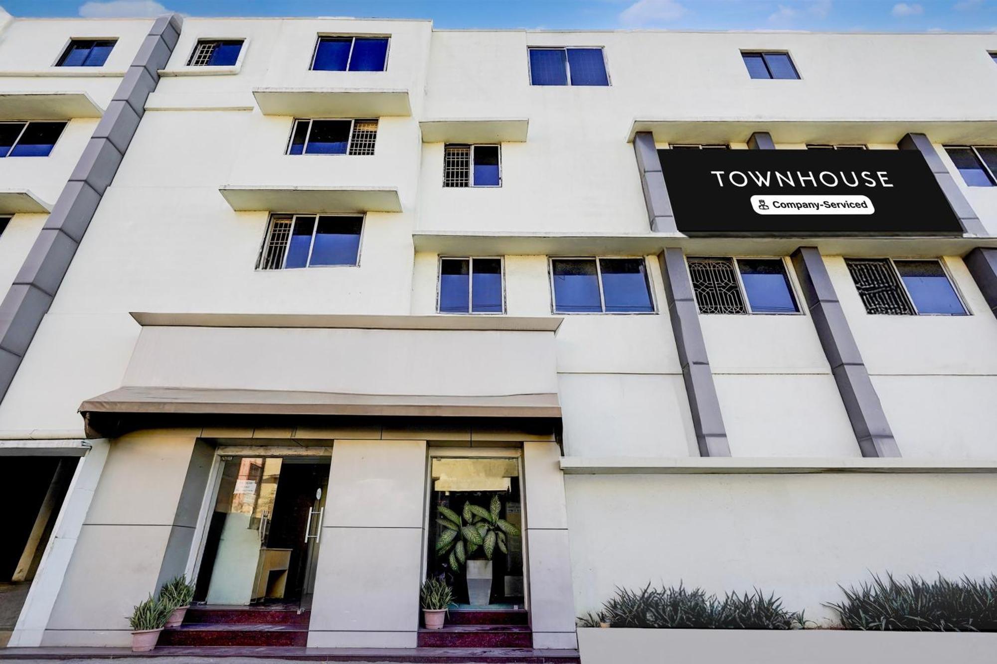 Hotel Townhouse Porur Formerly Welcome