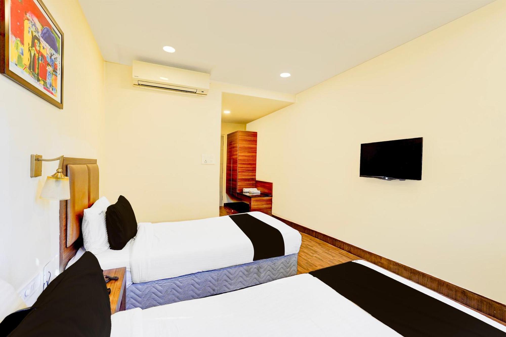 Hotel Townhouse Porur Formerly Welcome