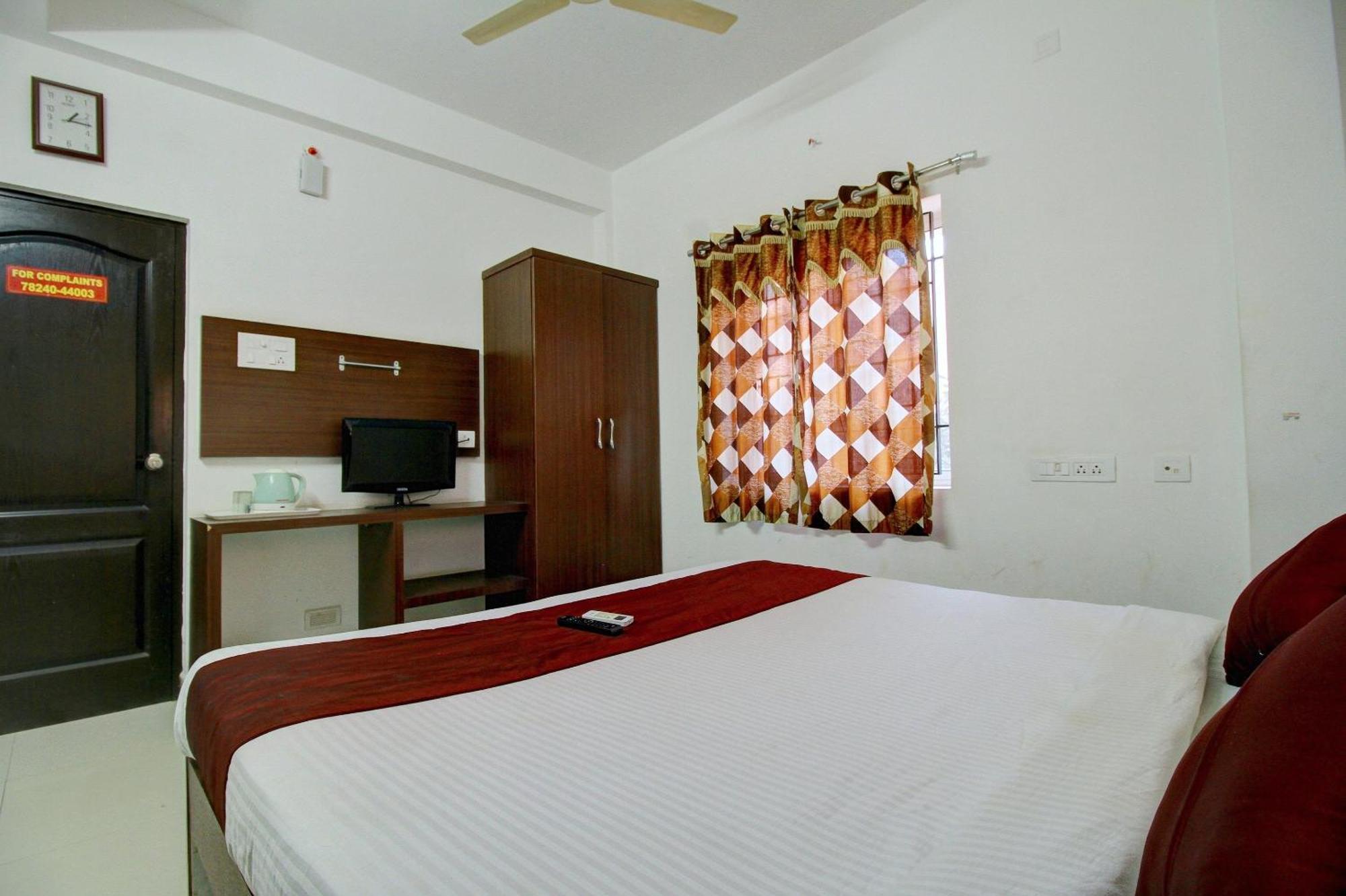 Hotel O The Mangrove Wood Residency Chennai