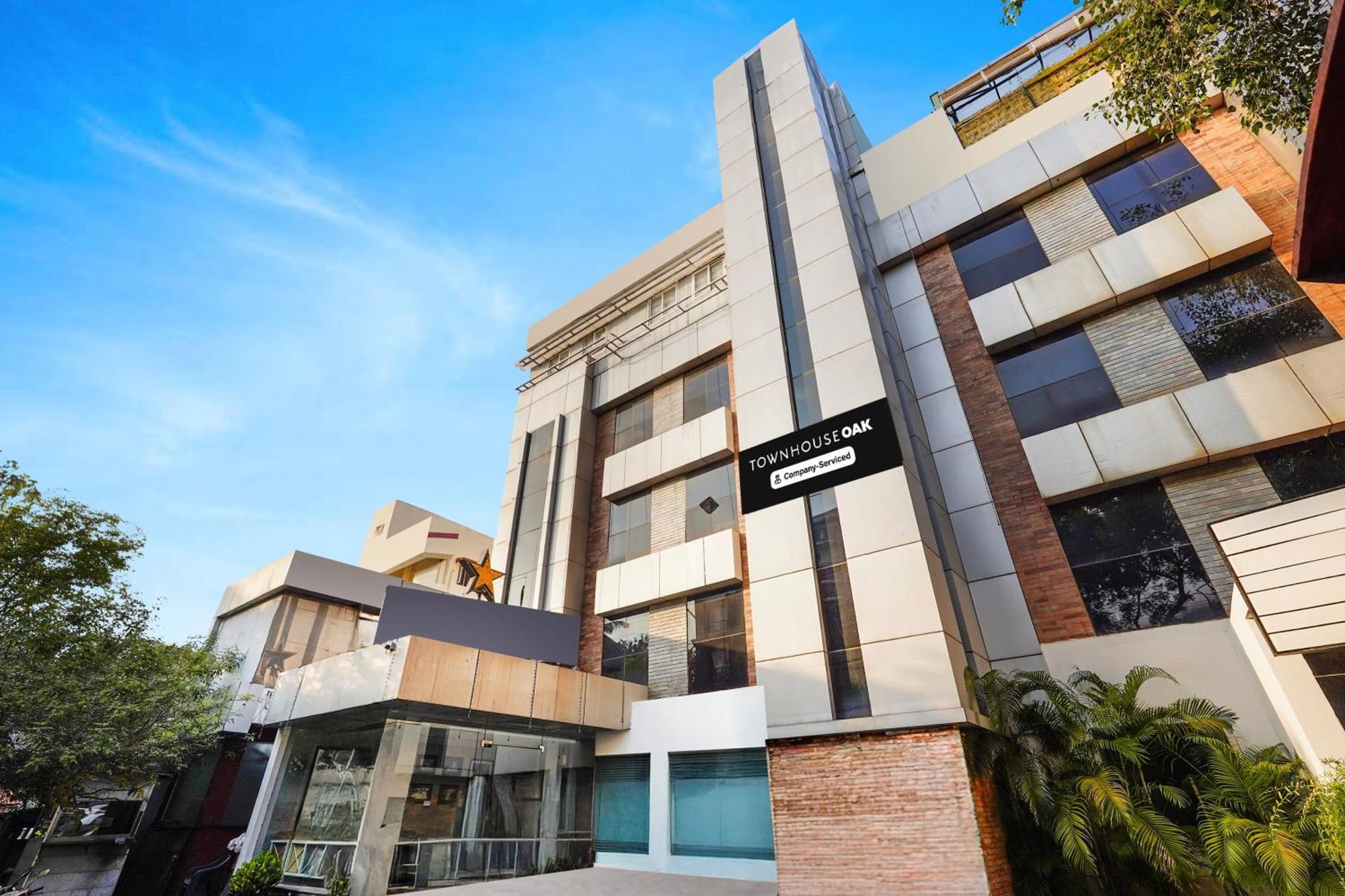 Hotel Super Townhouse Oak Kodambakkam Formerly Cine 3*