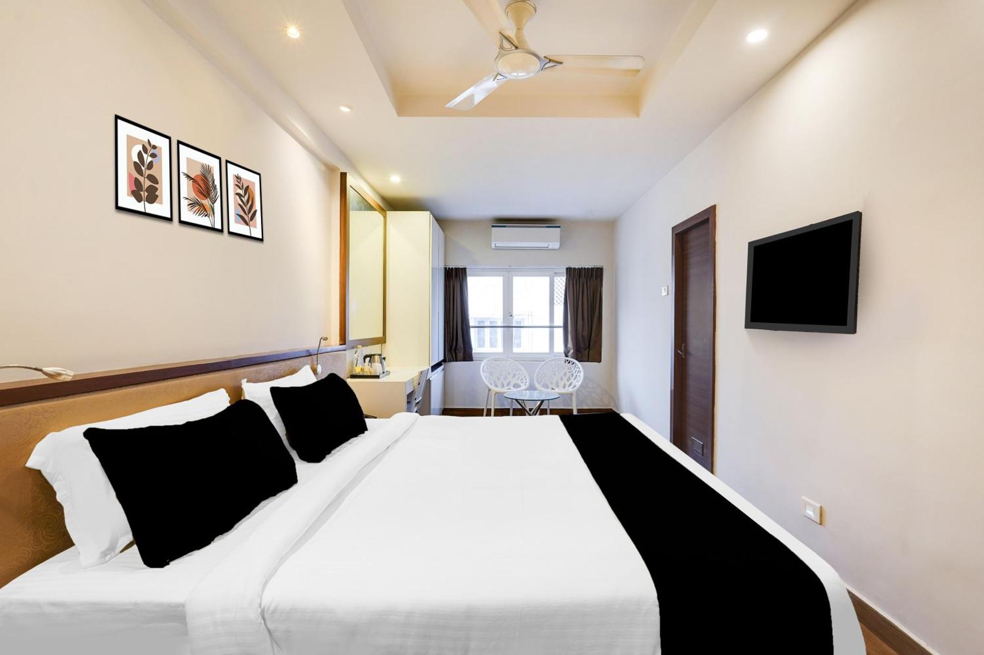 Super Townhouse Oak Kodambakkam Formerly Cine Hotel 3*