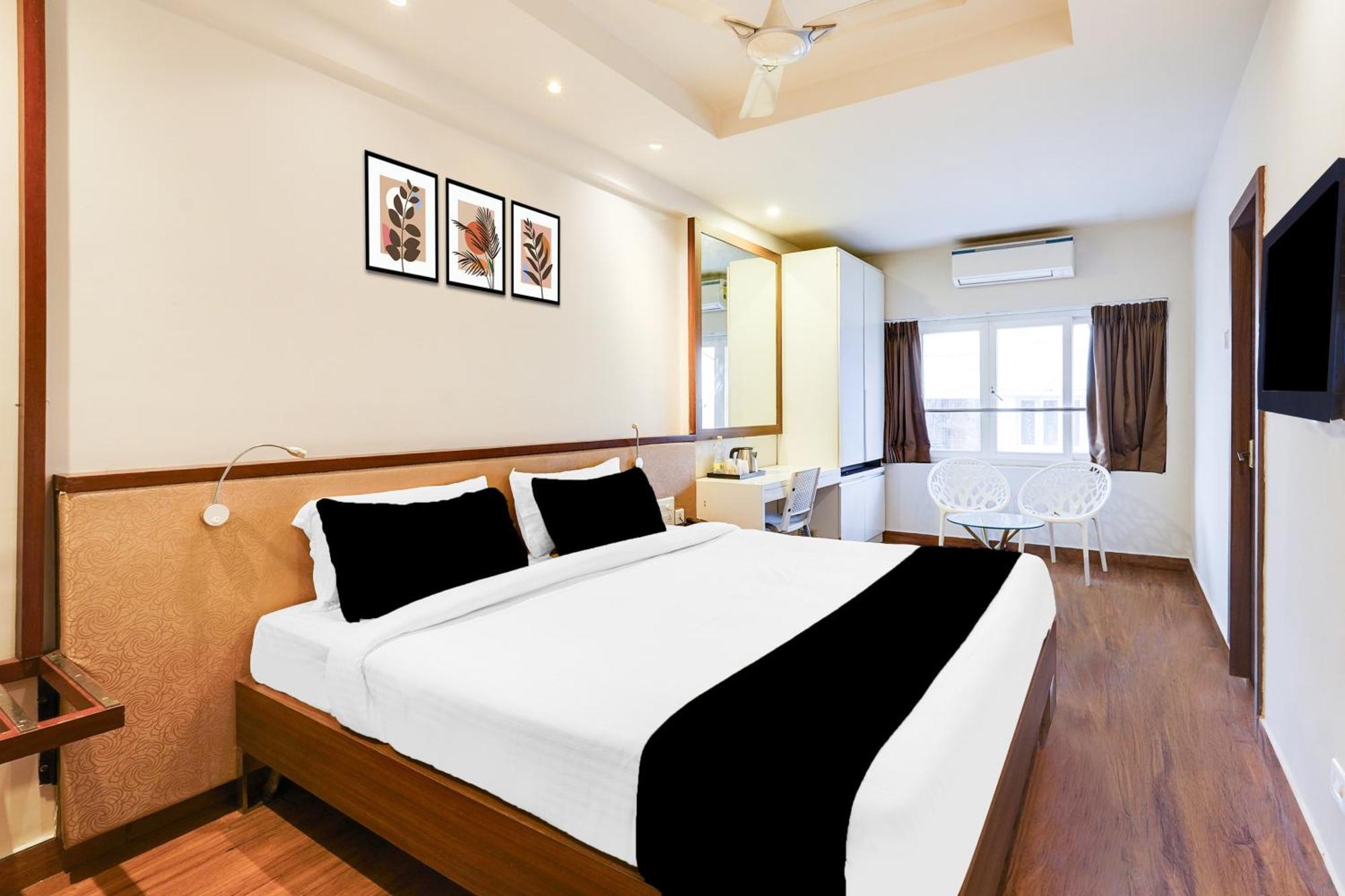 Hotel Super Townhouse Oak Kodambakkam Formerly Cine 3*