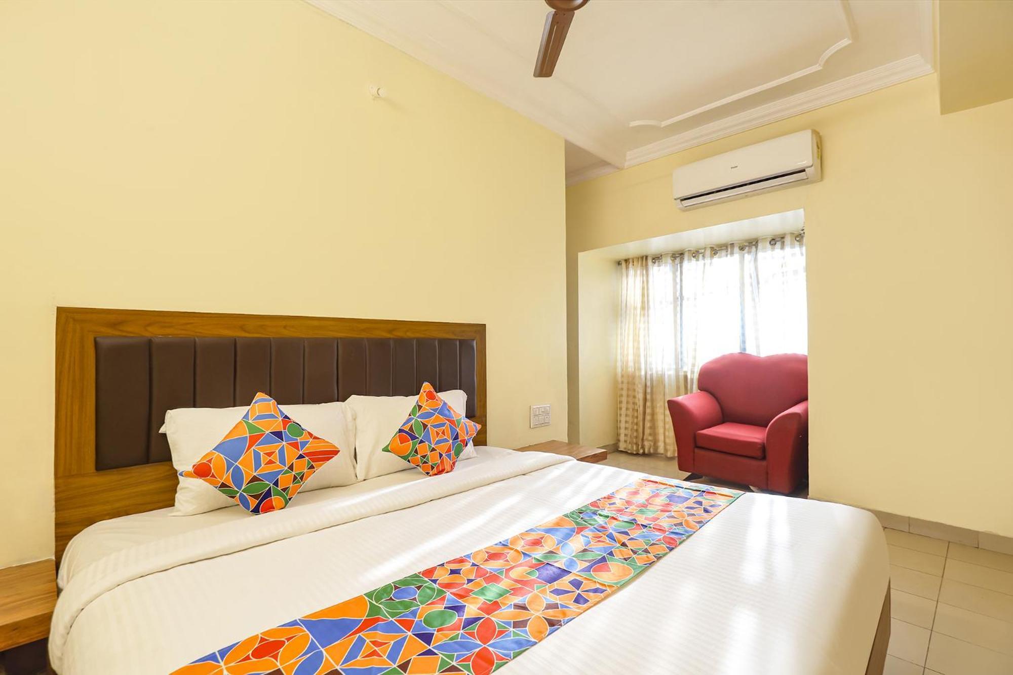 Fabhotel Gt Galaxy Park Hotel