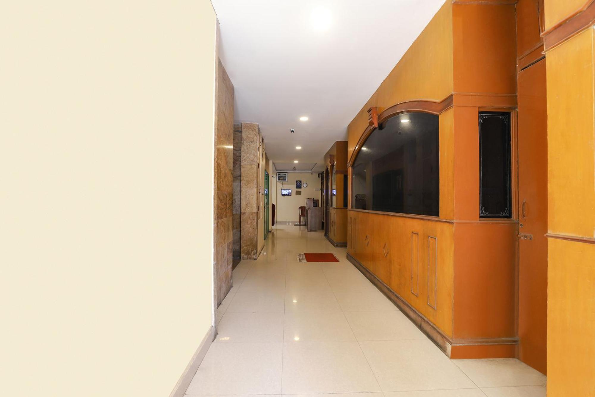 Fabhotel Gt Galaxy Park Hotel 2*