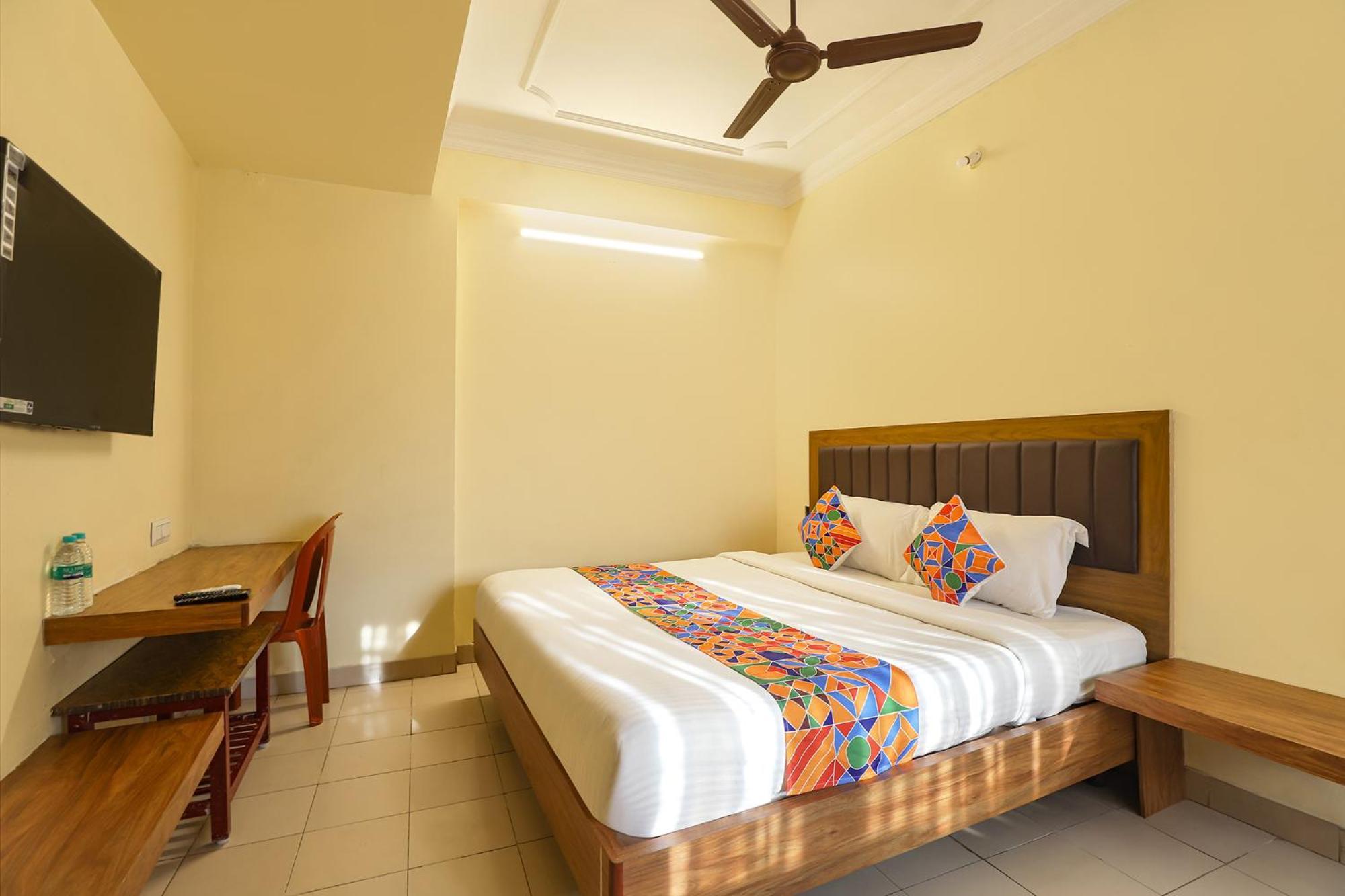 Fabhotel Gt Galaxy Park Chennai