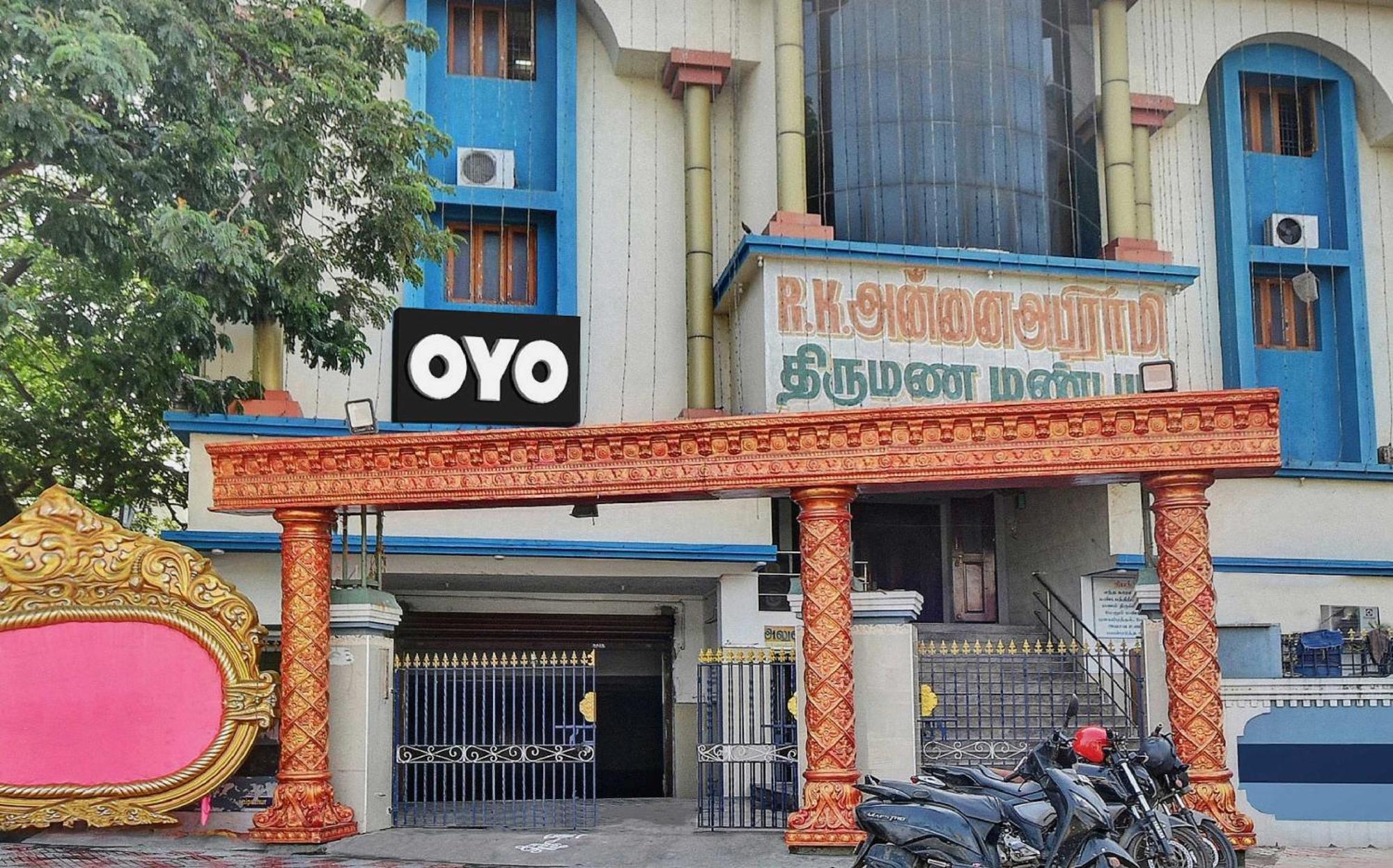 O Rk Residency Hotel 4*