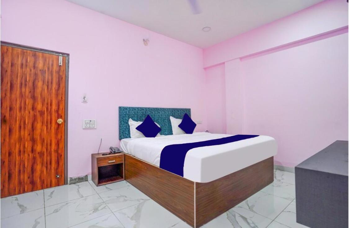 Sanva Luxury By Royal Vip Hospitality Homestay