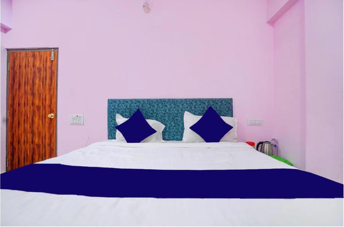Sanva Luxury By Royal Vip Hospitality Homestay *