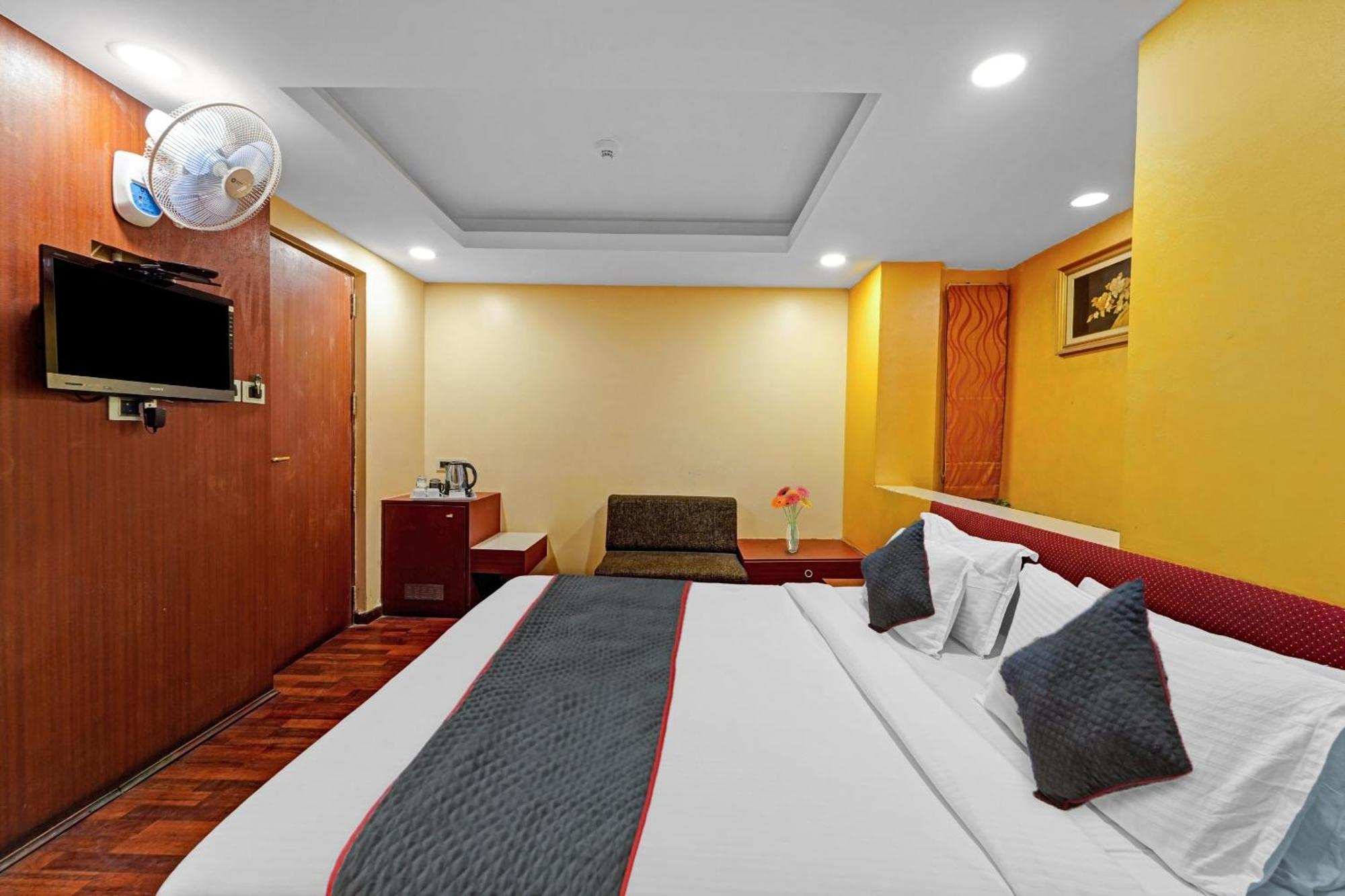 Hotel Townhouse Anna Salai 4*