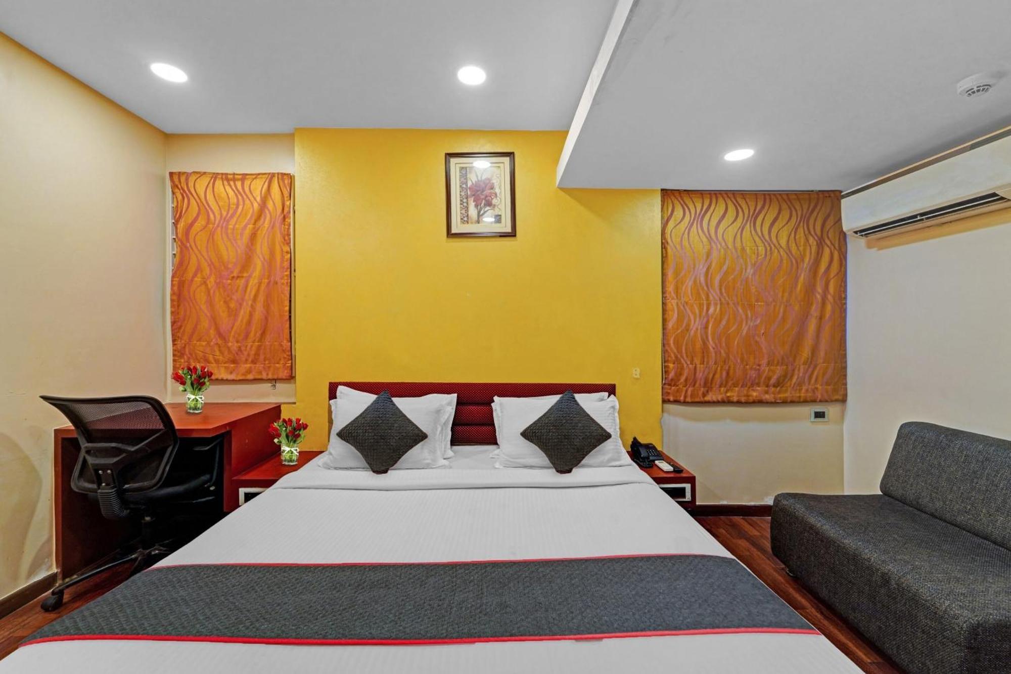 Townhouse Anna Salai 4*
