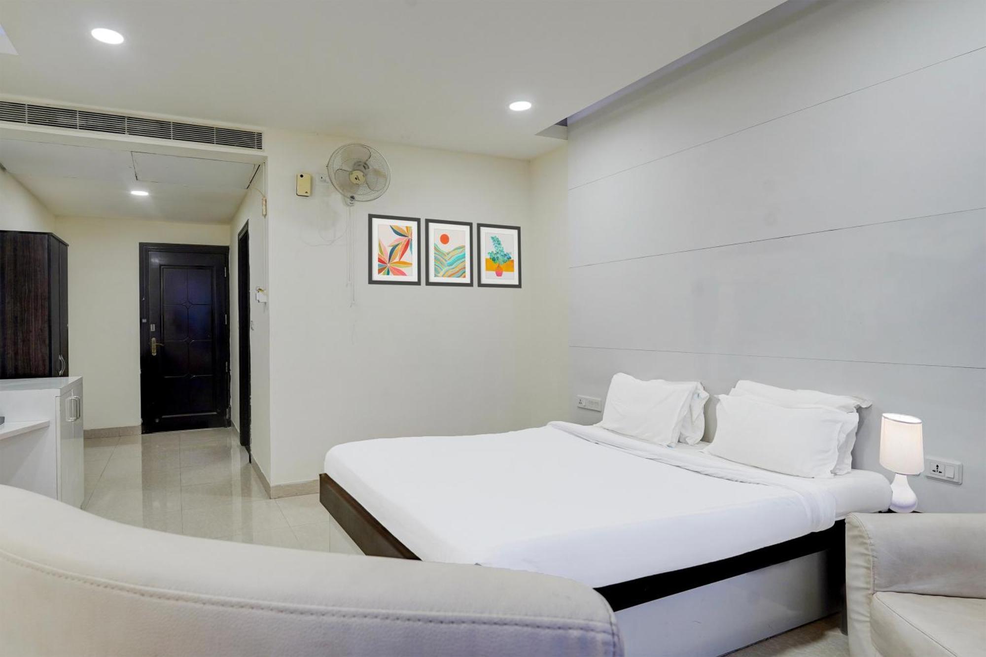 Palette Perumbakkam Near Sathyabama Chennai
