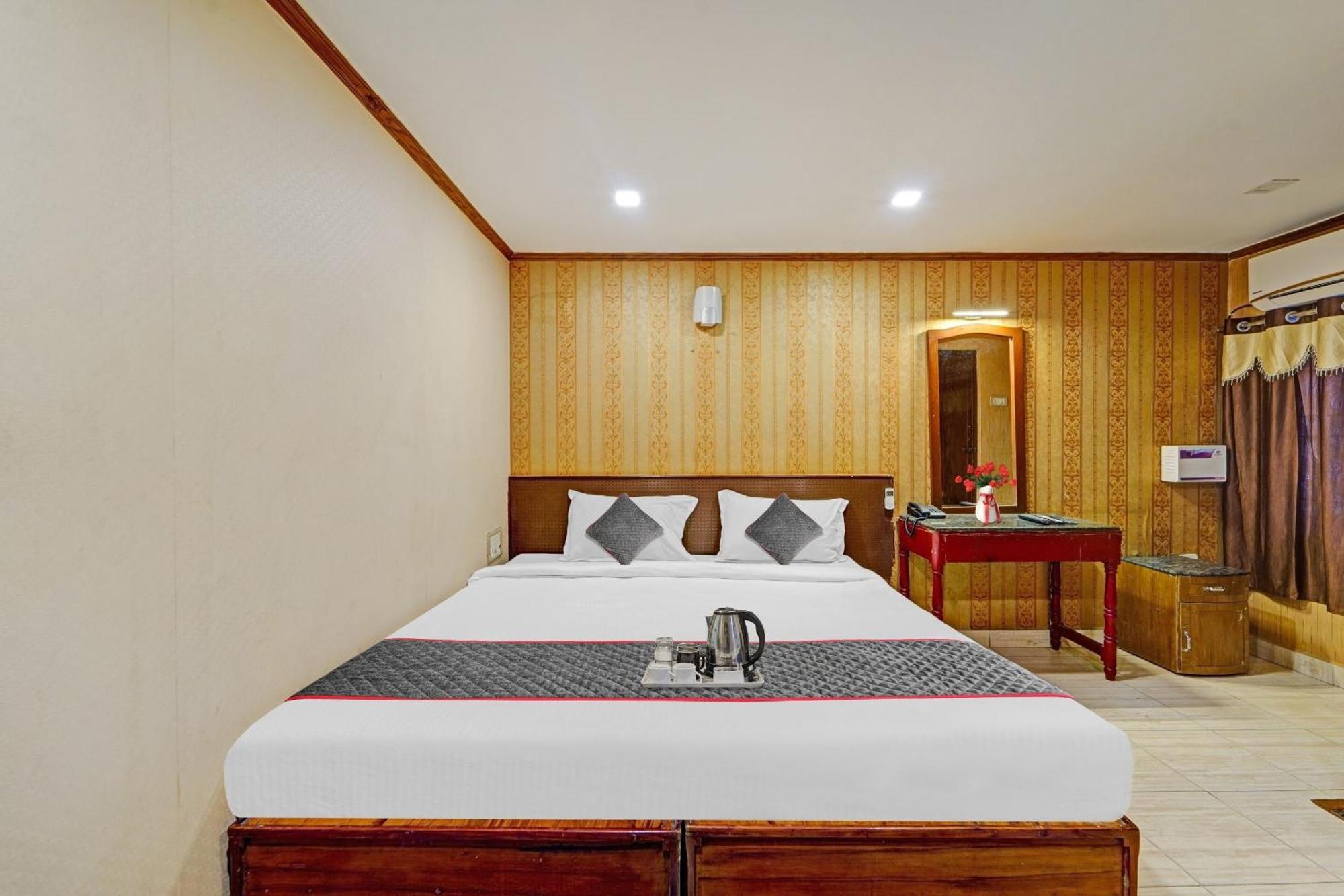 Hotel Collection O Pride Hospitality Us Consulate
