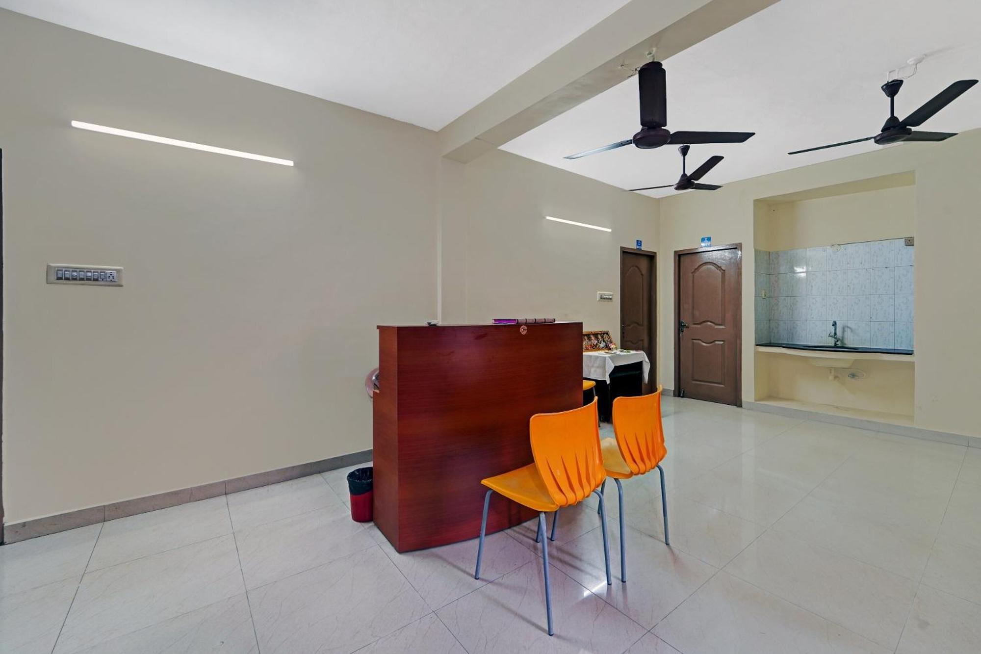 Collection O Senthamizh Residency Hotel Chennai