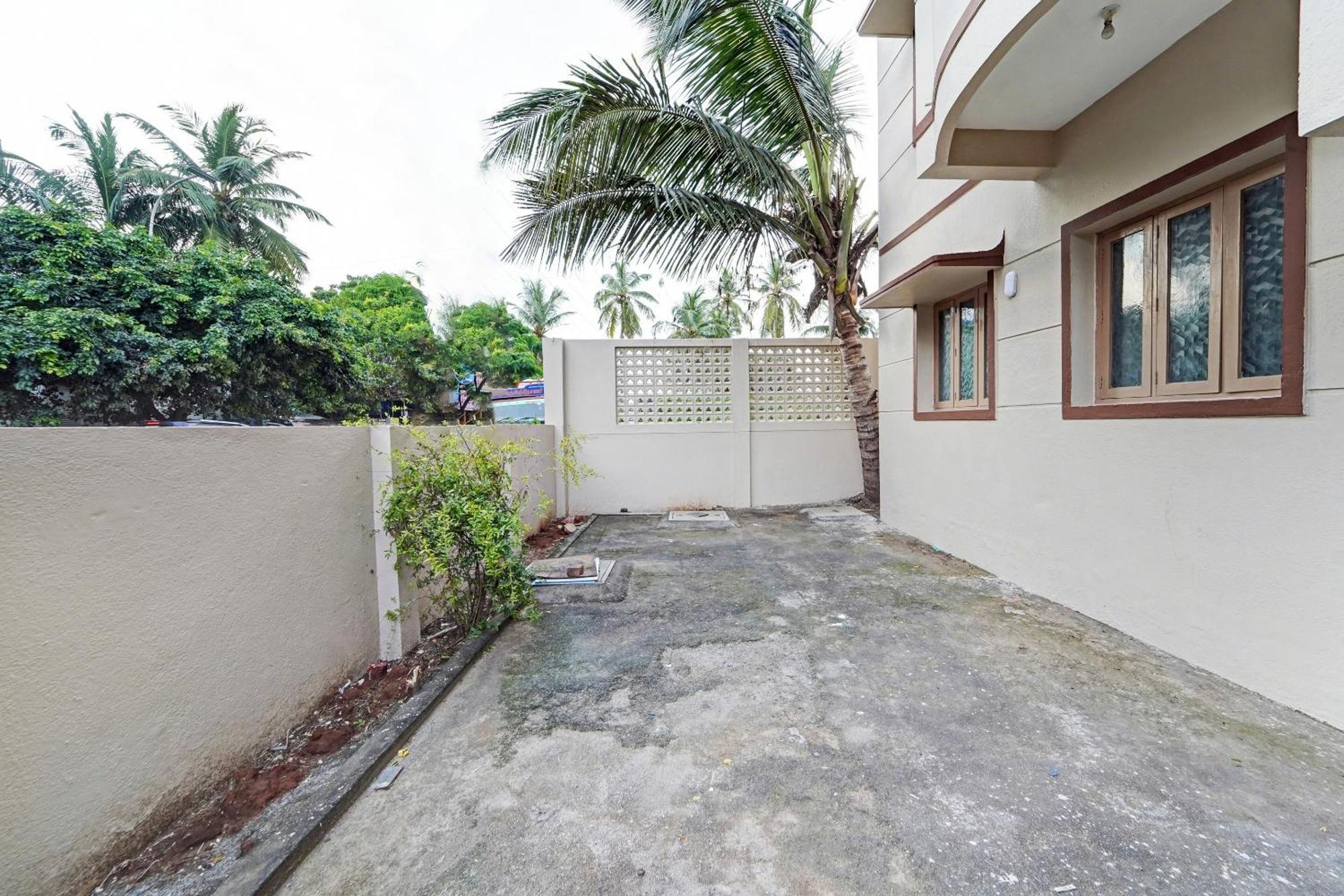 Collection O Senthamizh Residency Hotel