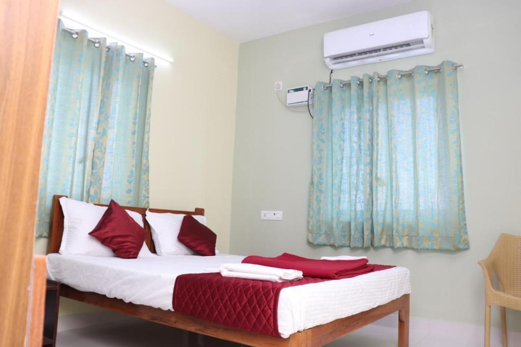 Starlight Near Dlf,l&t,miot,tradecenter,ramachandra Medical Coll *