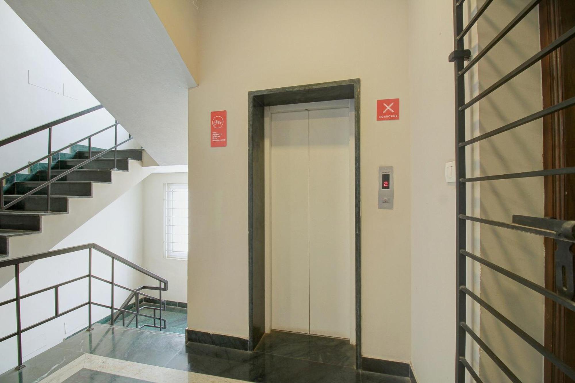 Hotel O Dakshin Stays Mogappair
