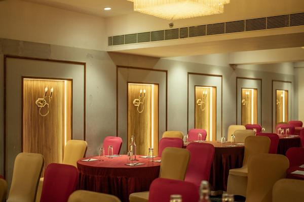 Hotel Royal Regency 3*