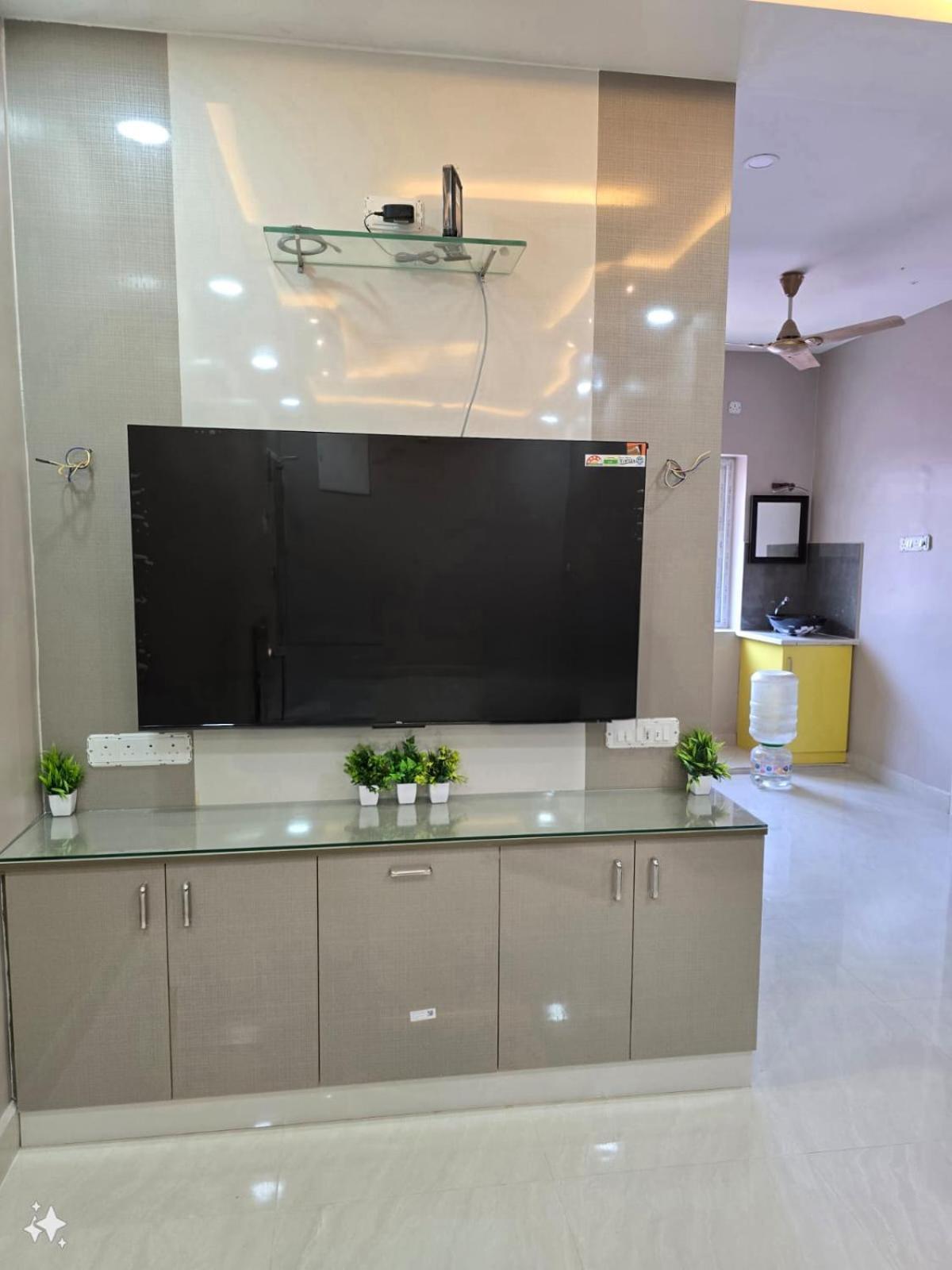 In Tnagar E14 Apartment