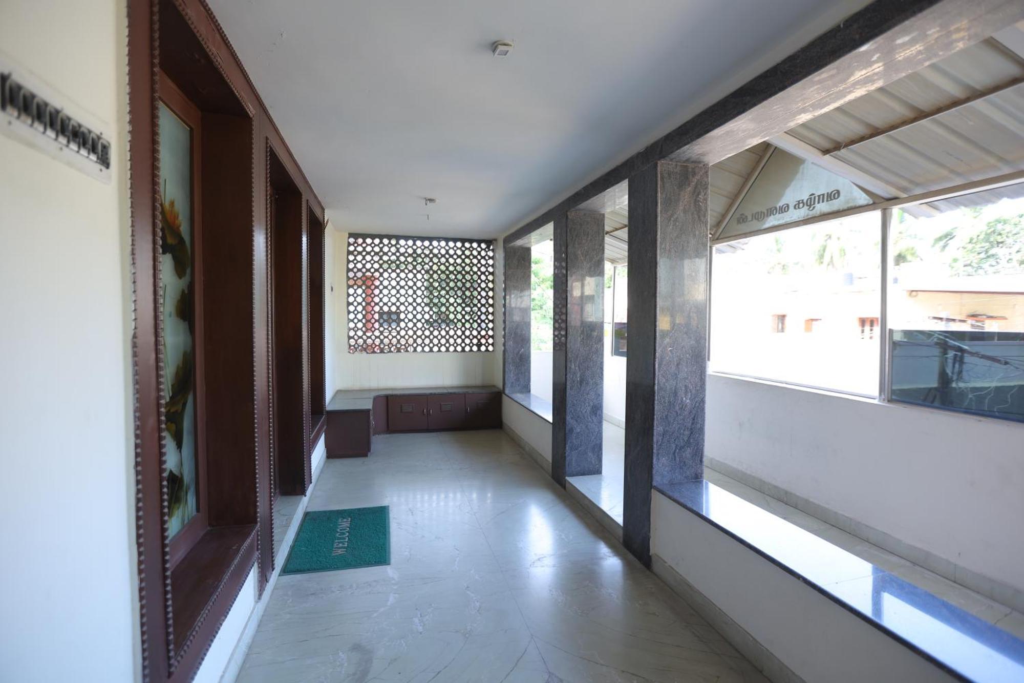 Happyhomes Porur -near Rmz Software Park-commerzone-dlf It Sez Park -l&t Hotel Chennai