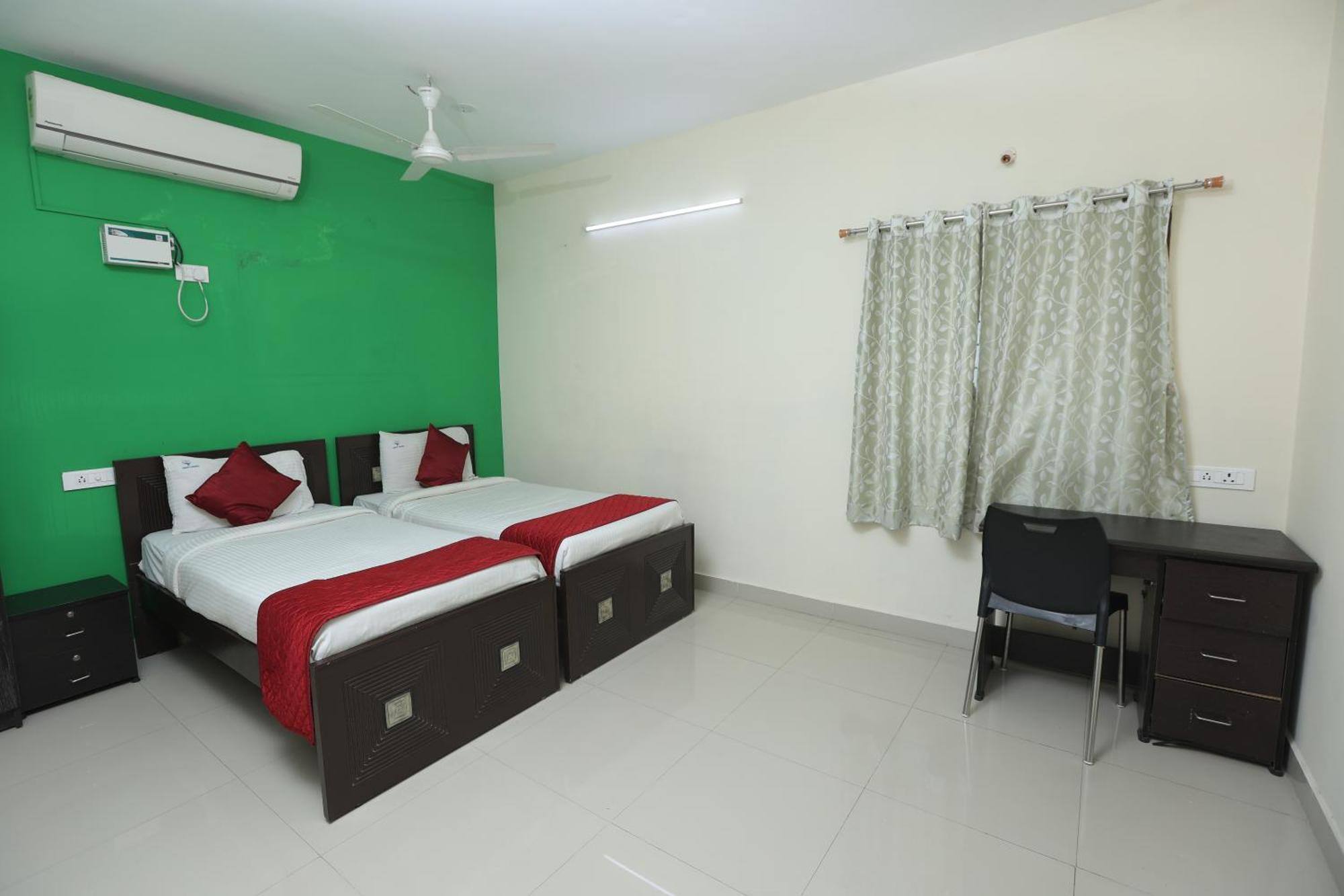 Happyhomes Porur -near Rmz Software Park-commerzone-dlf It Sez Park -l&t 2* Chennai