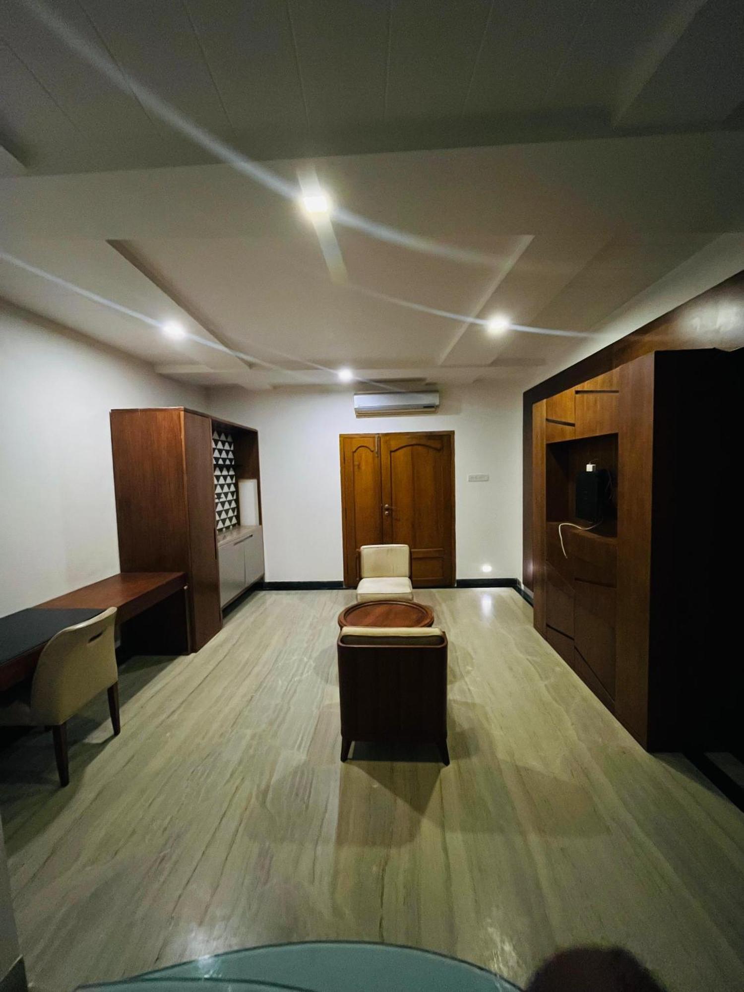 Classic Vista Hotel